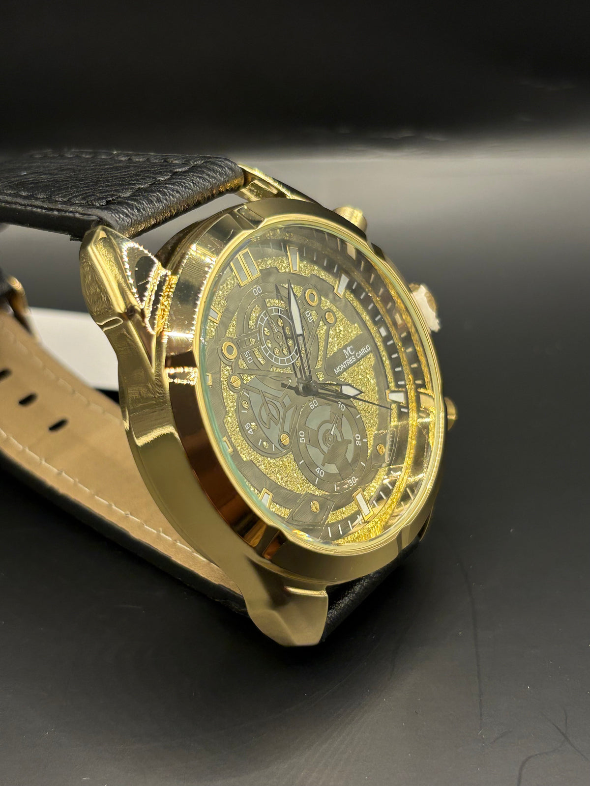 Montres Carlo Men's Bold Gold-Tone & Glitter Dial Chronograph Style Watch