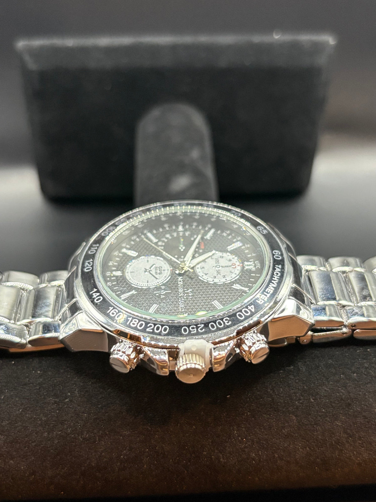 Men's Montres Carlo Silver-Tone & Charcoal Waffle Dial Tachymeter Chronograph Watch
