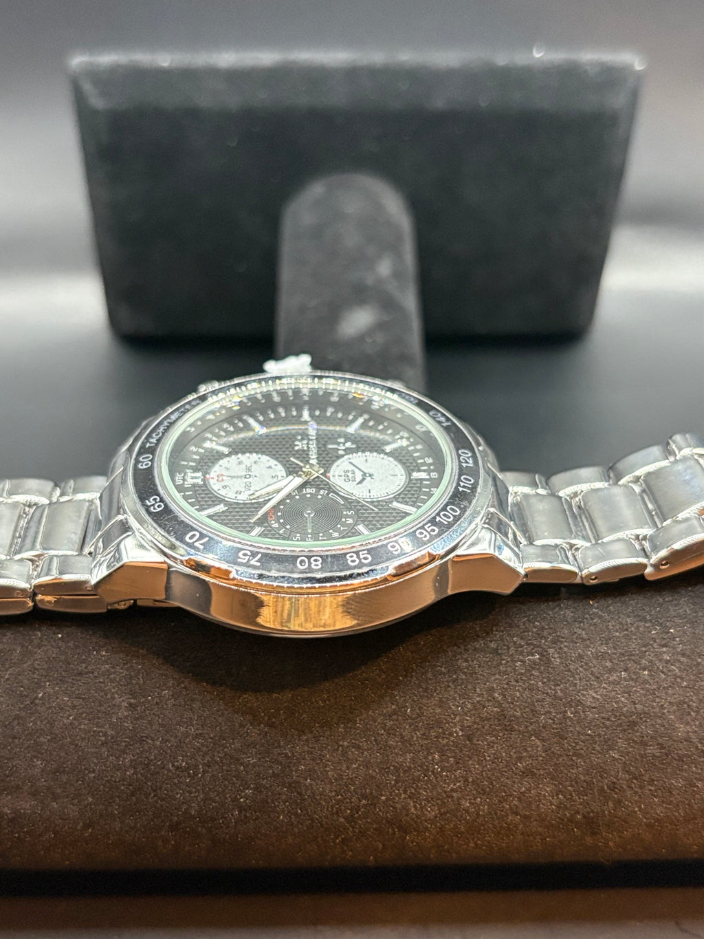 Men's Montres Carlo Silver-Tone & Charcoal Waffle Dial Tachymeter Chronograph Watch