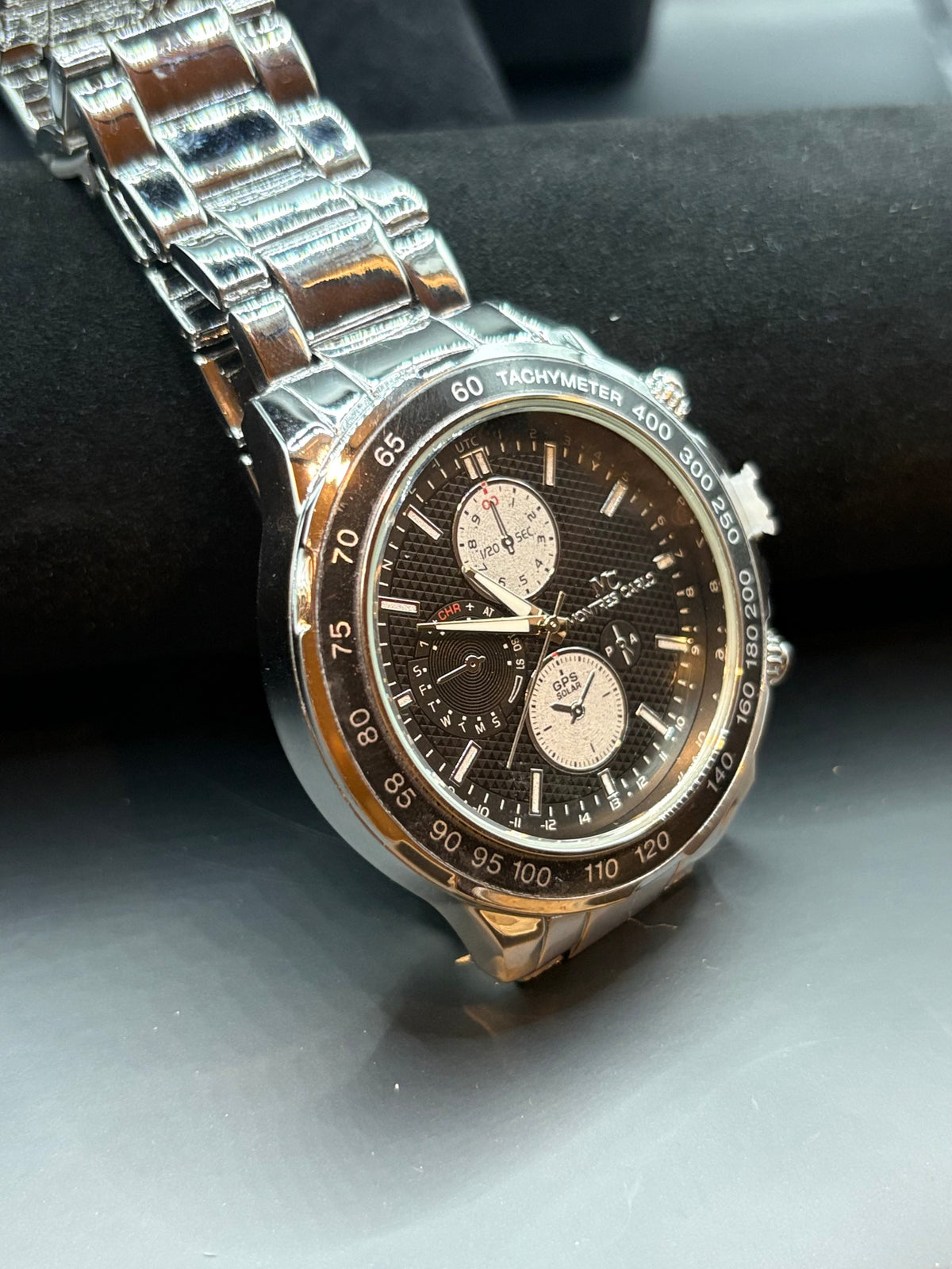 Men's Montres Carlo Silver-Tone & Charcoal Waffle Dial Tachymeter Chronograph Watch