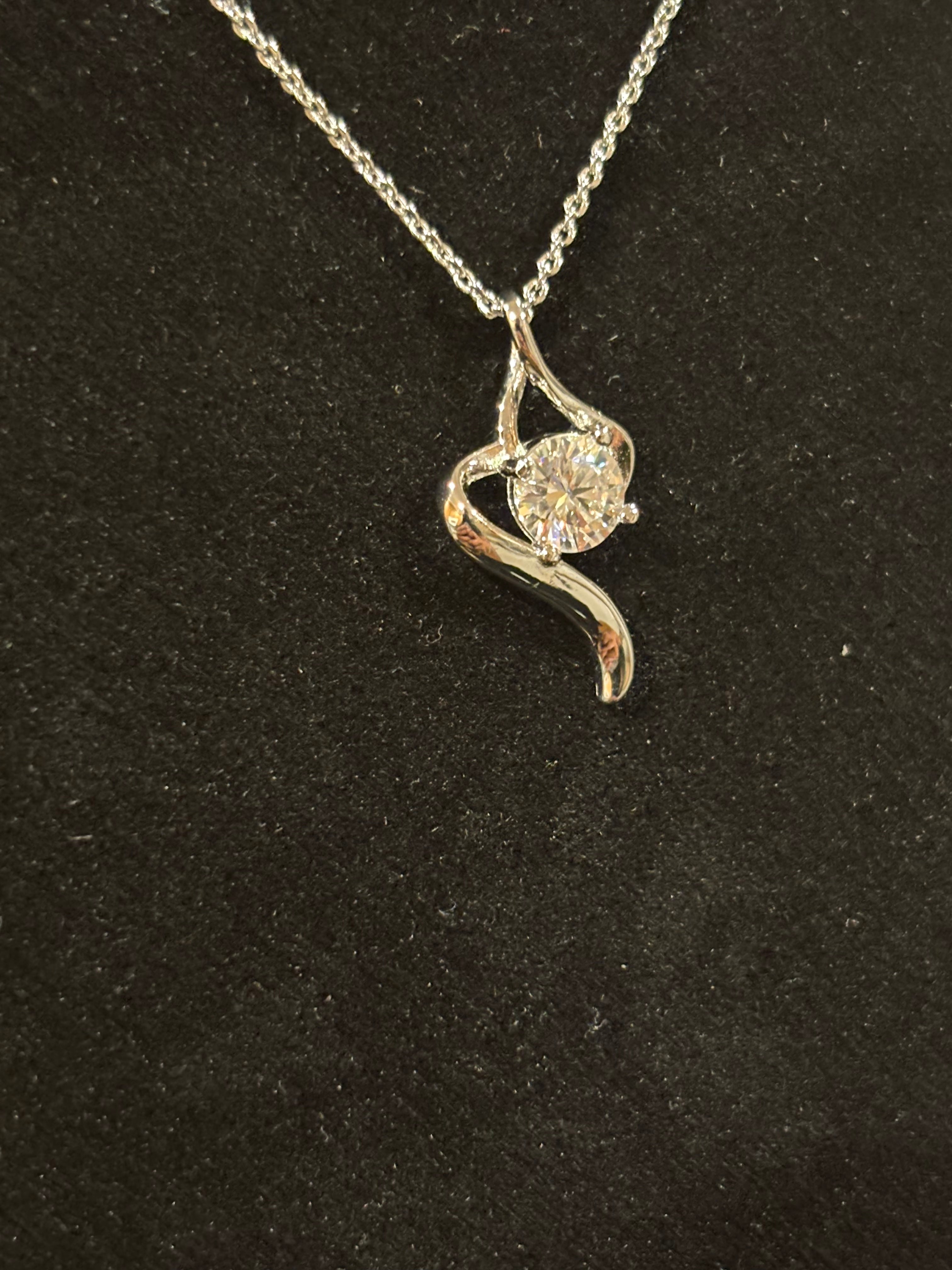 Round Moissanite Swirl Pendant Necklace