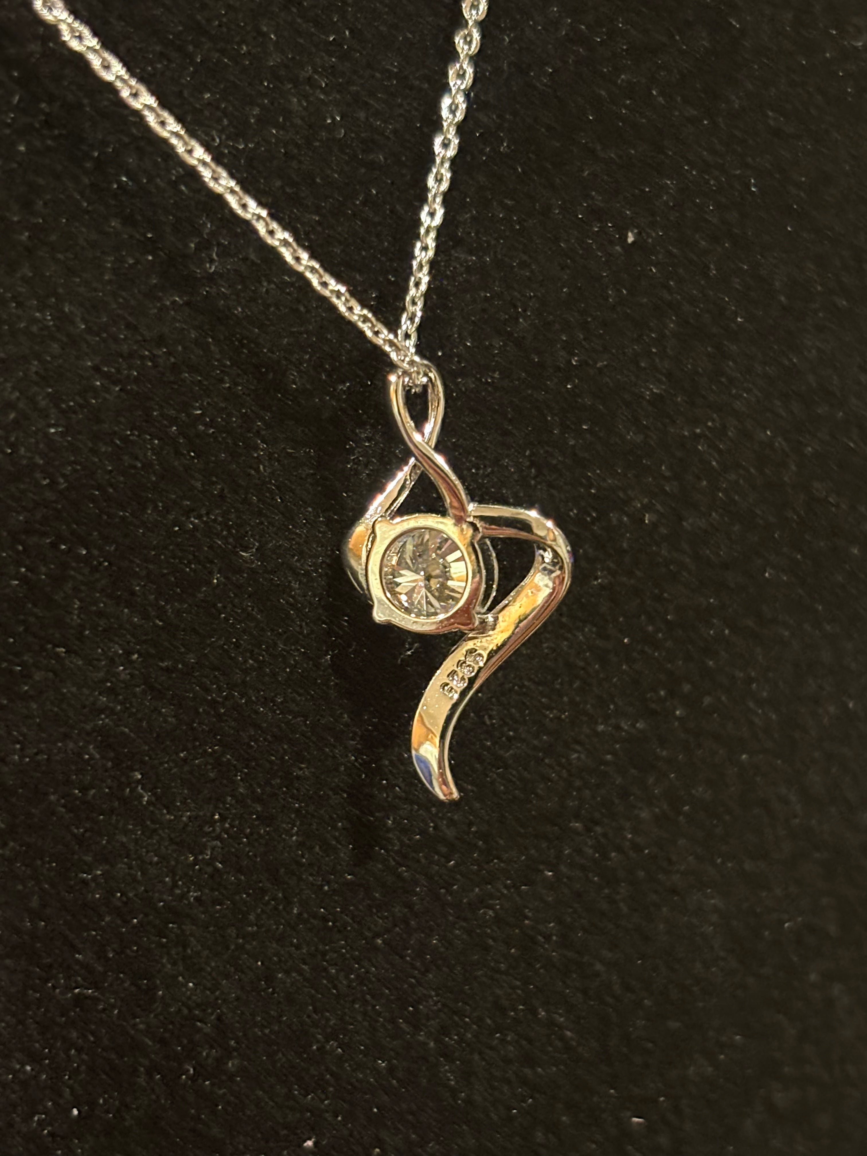 Round Moissanite Swirl Pendant Necklace