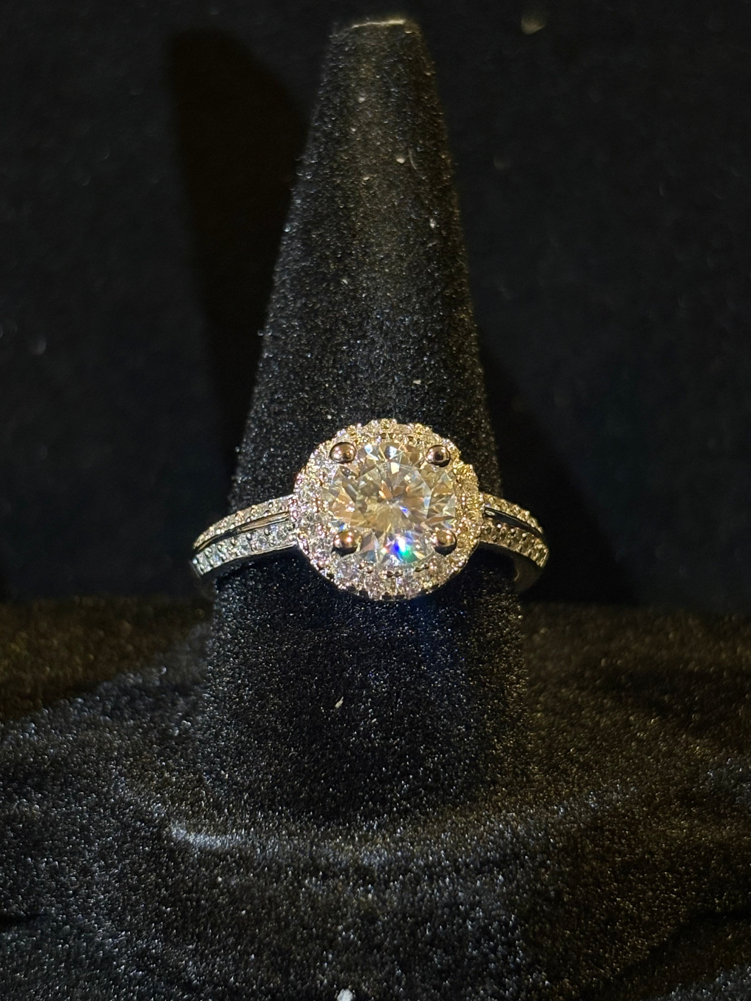Classic Halo Moissanite Ring – 1.0 CT, Size 9