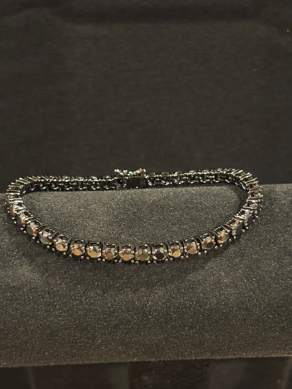 Tennis Bracelet Dark-Toned Polished Silver