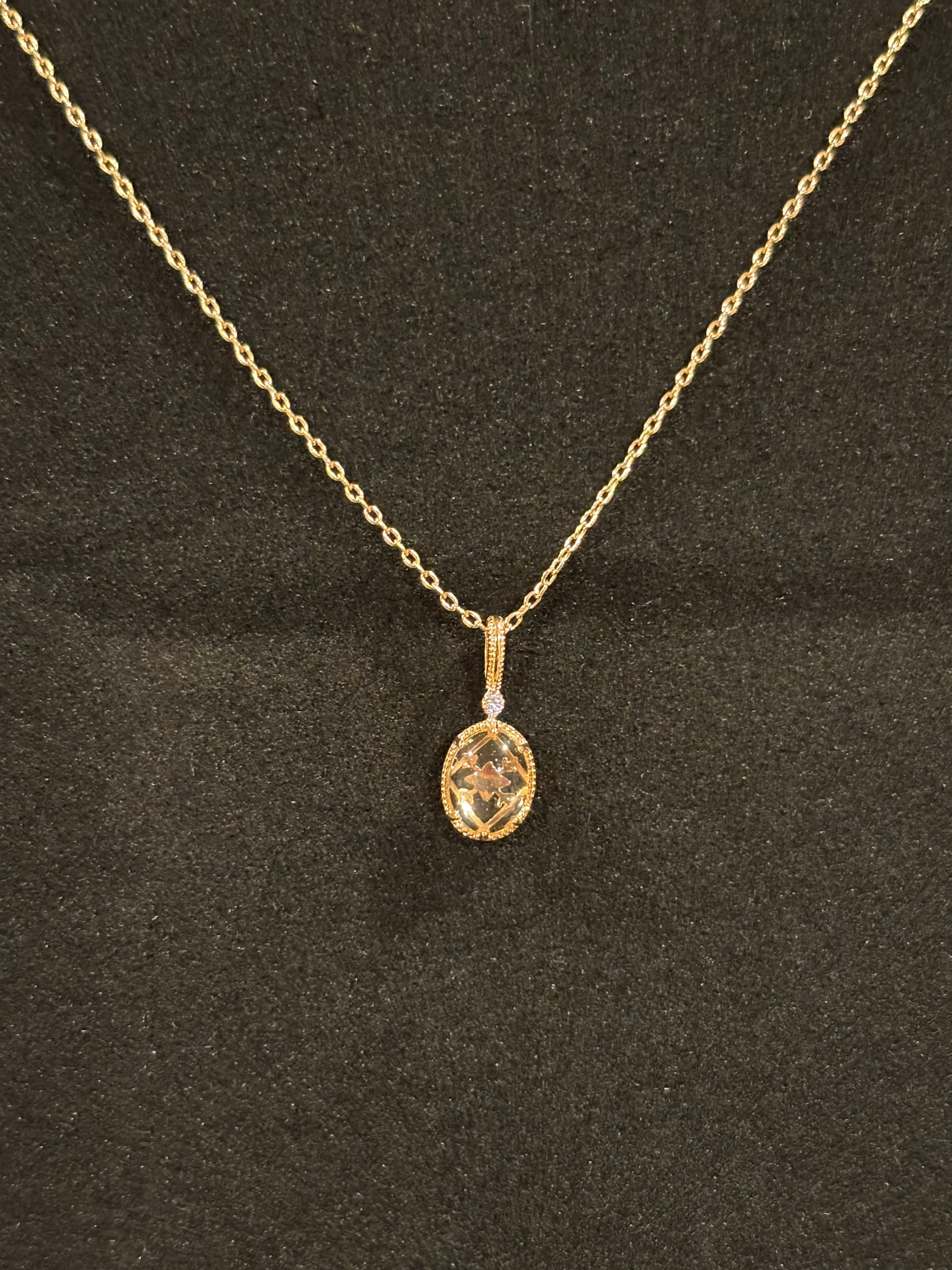 Oval Pendant Necklace