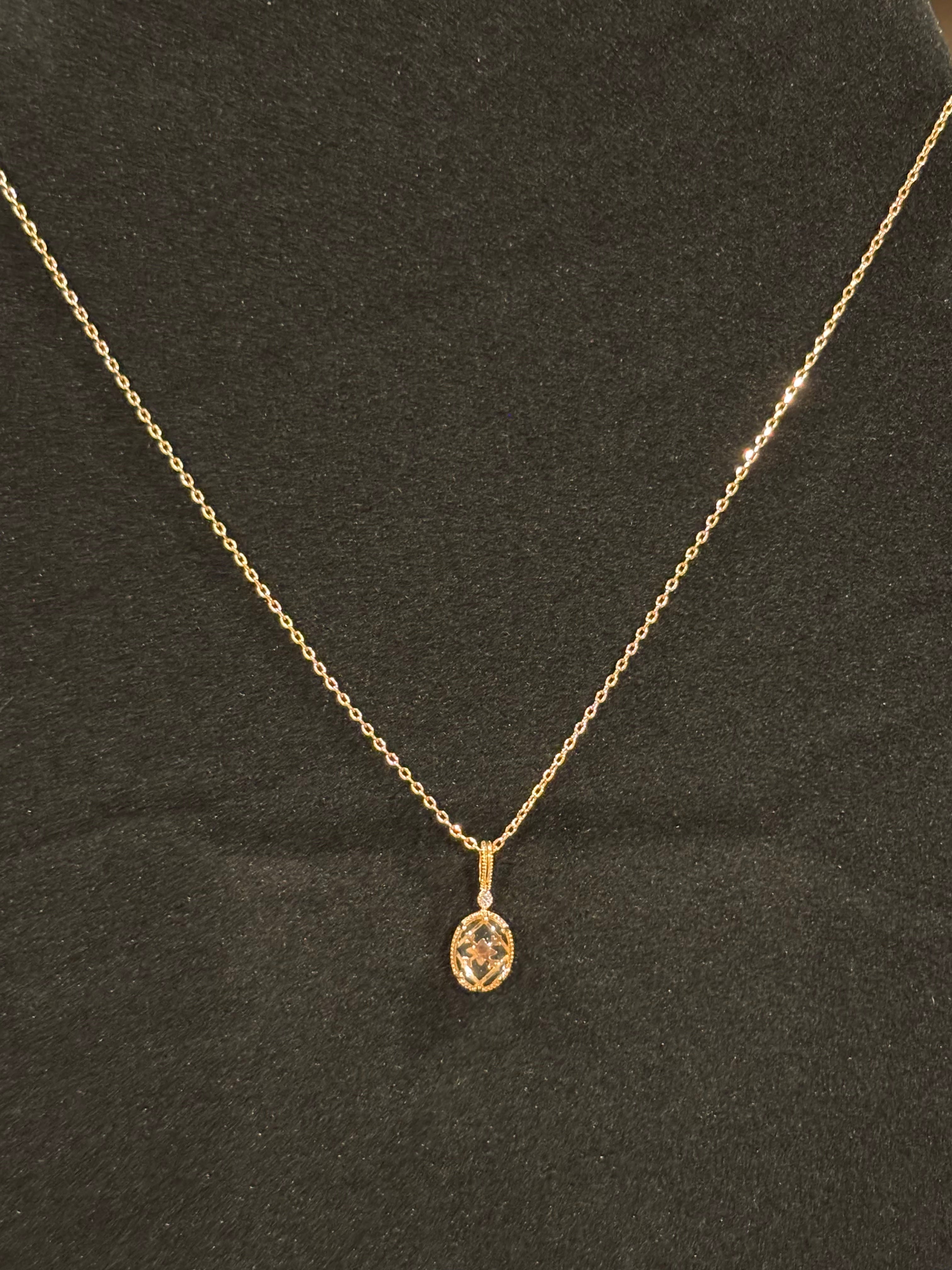 Oval Pendant Necklace