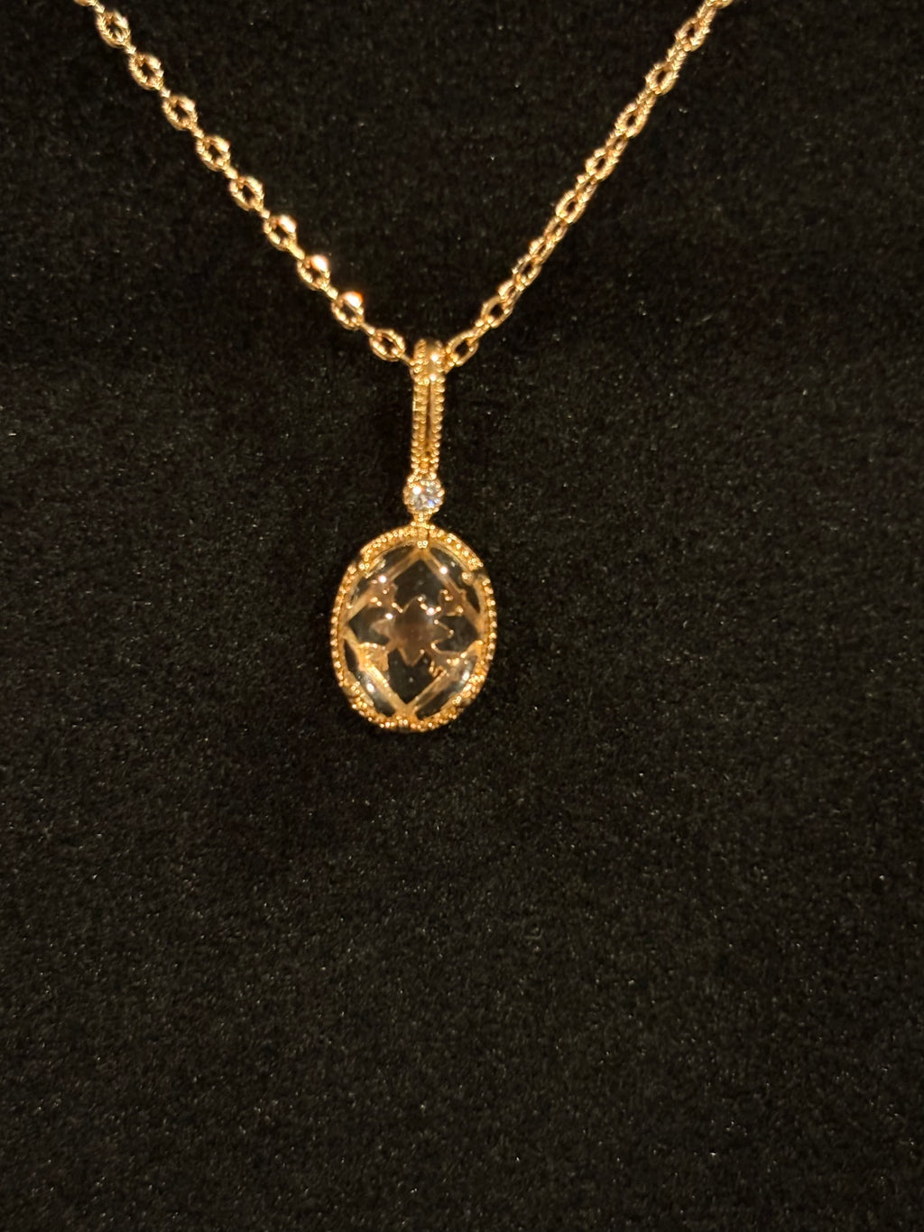Oval Pendant Necklace