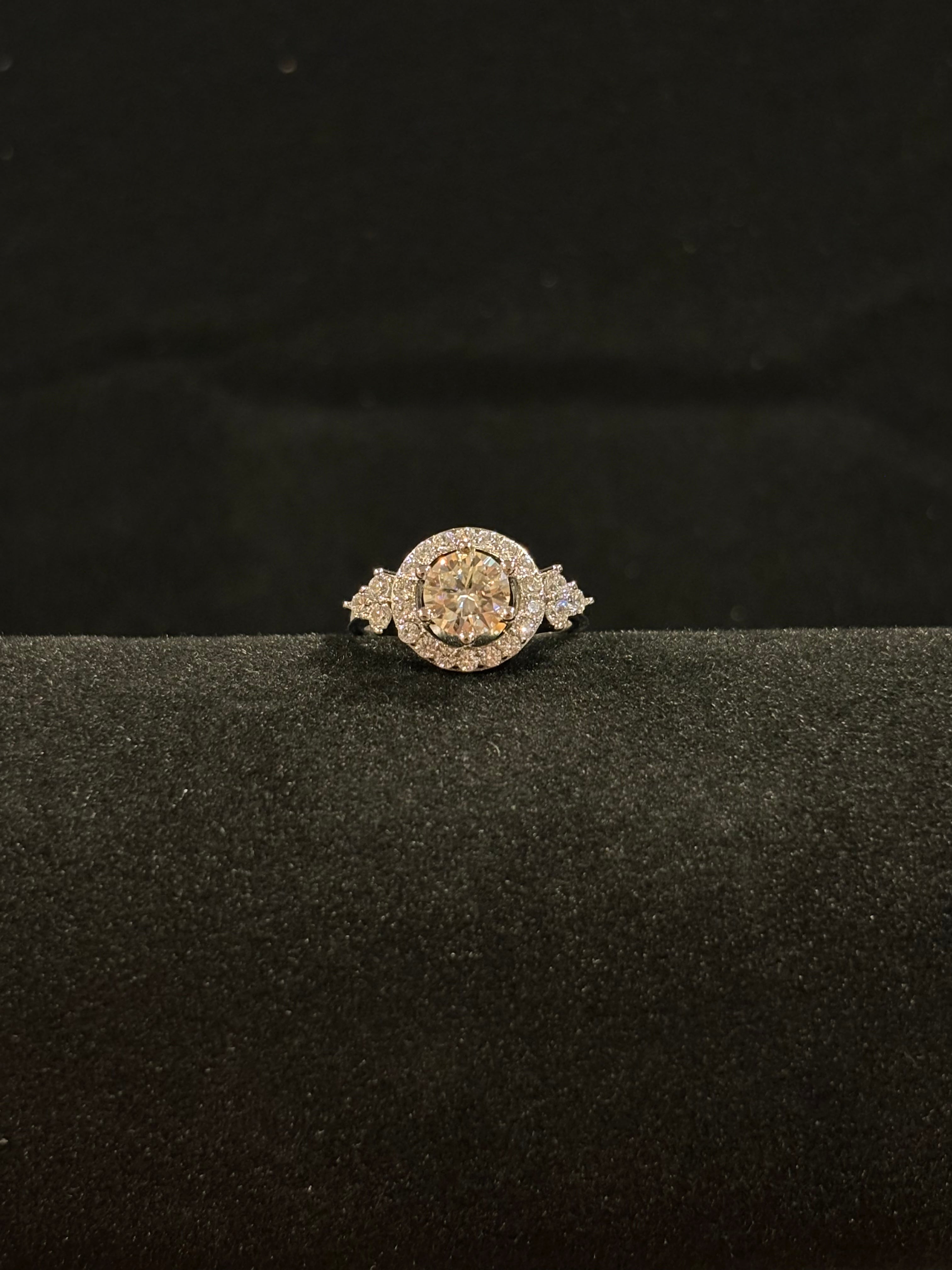 Vintage Halo Ring – 1.0ct Moissanite