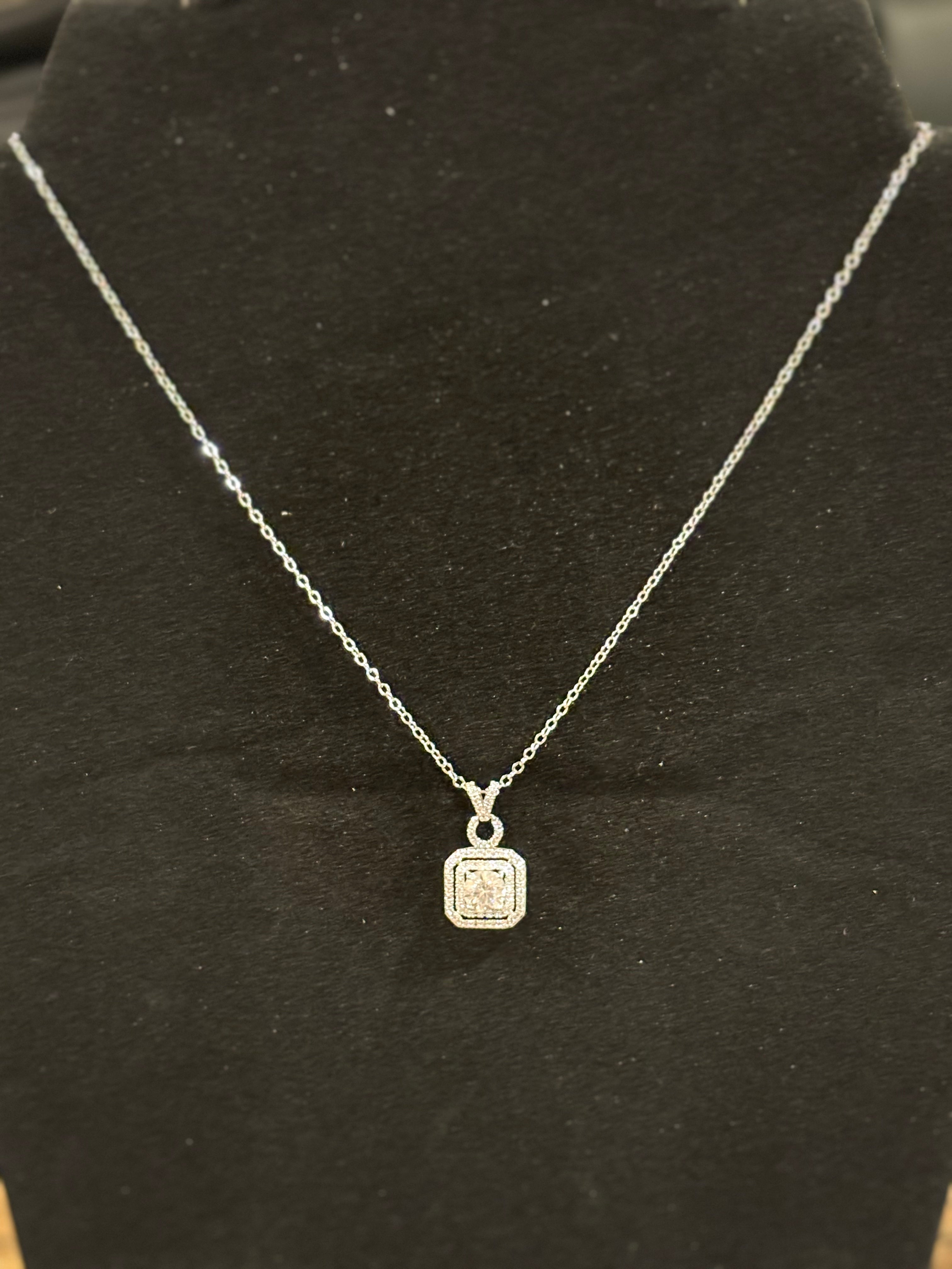 Square Halo Moissanite Necklace – 1.0ct