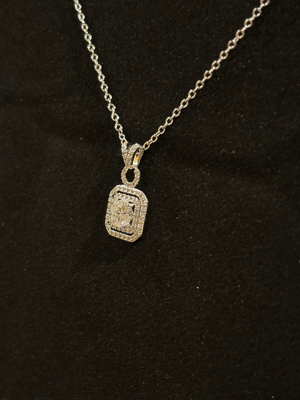 Square Halo Moissanite Necklace – 1.0ct