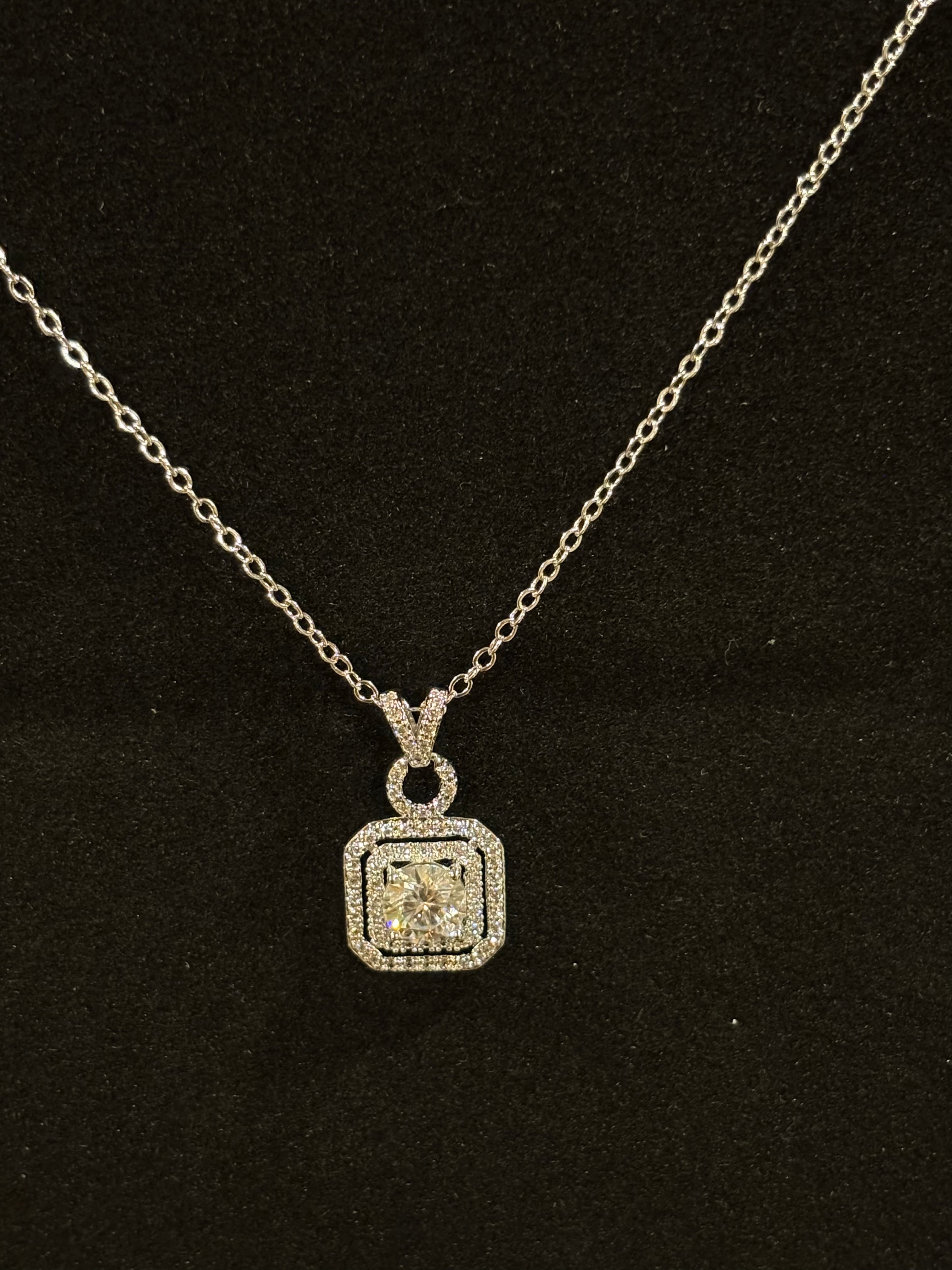 Square Halo Moissanite Necklace – 1.0ct