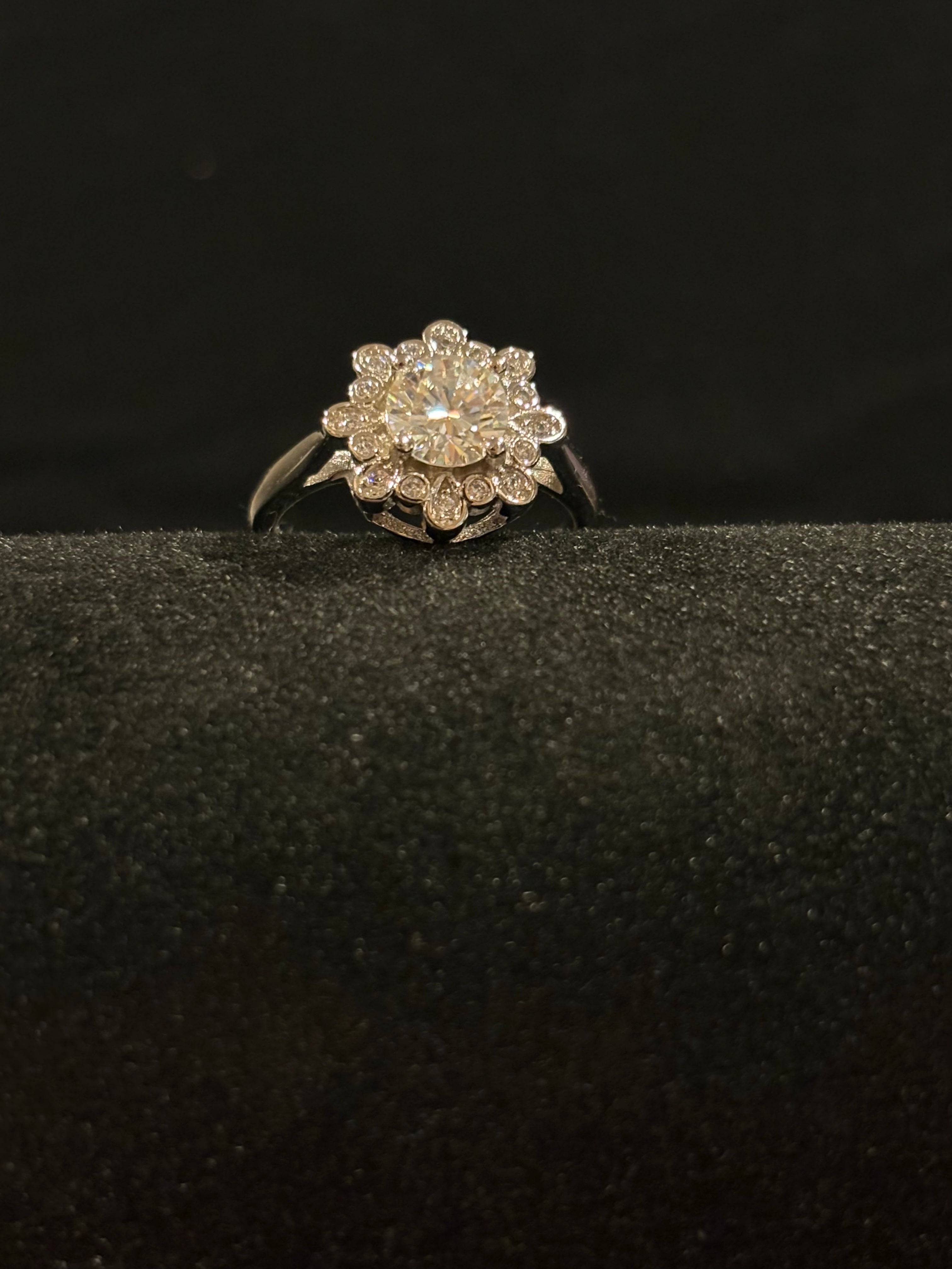 Floral Halo Moissanite Ring – Size 7, 1.0ct