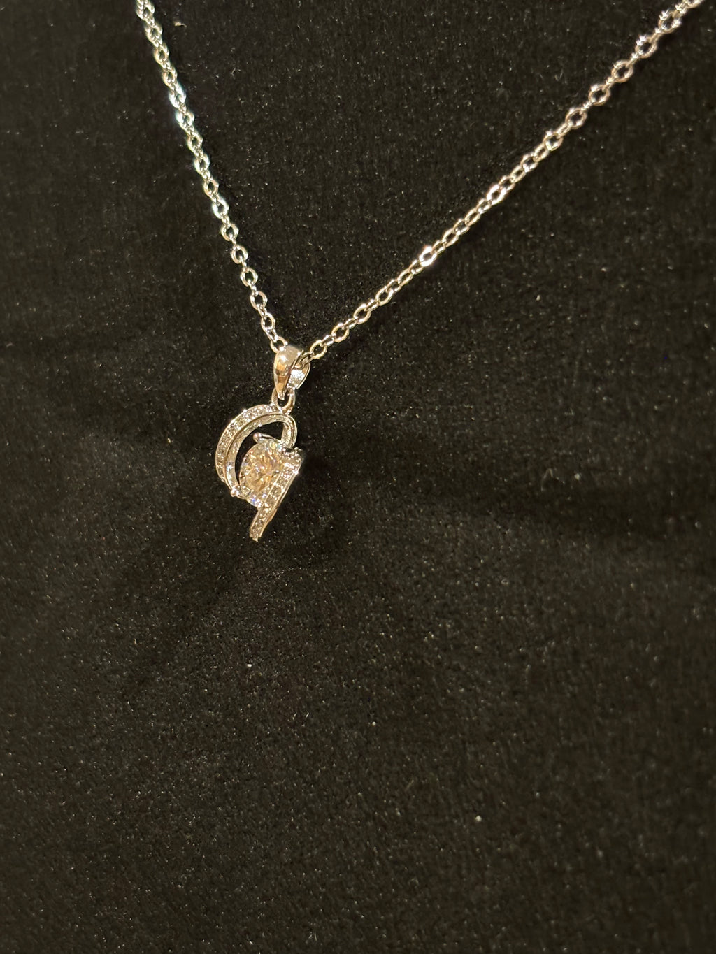 Elegant Moissanite Pendant Necklace – 1.0ct | S925 Sterling Silver