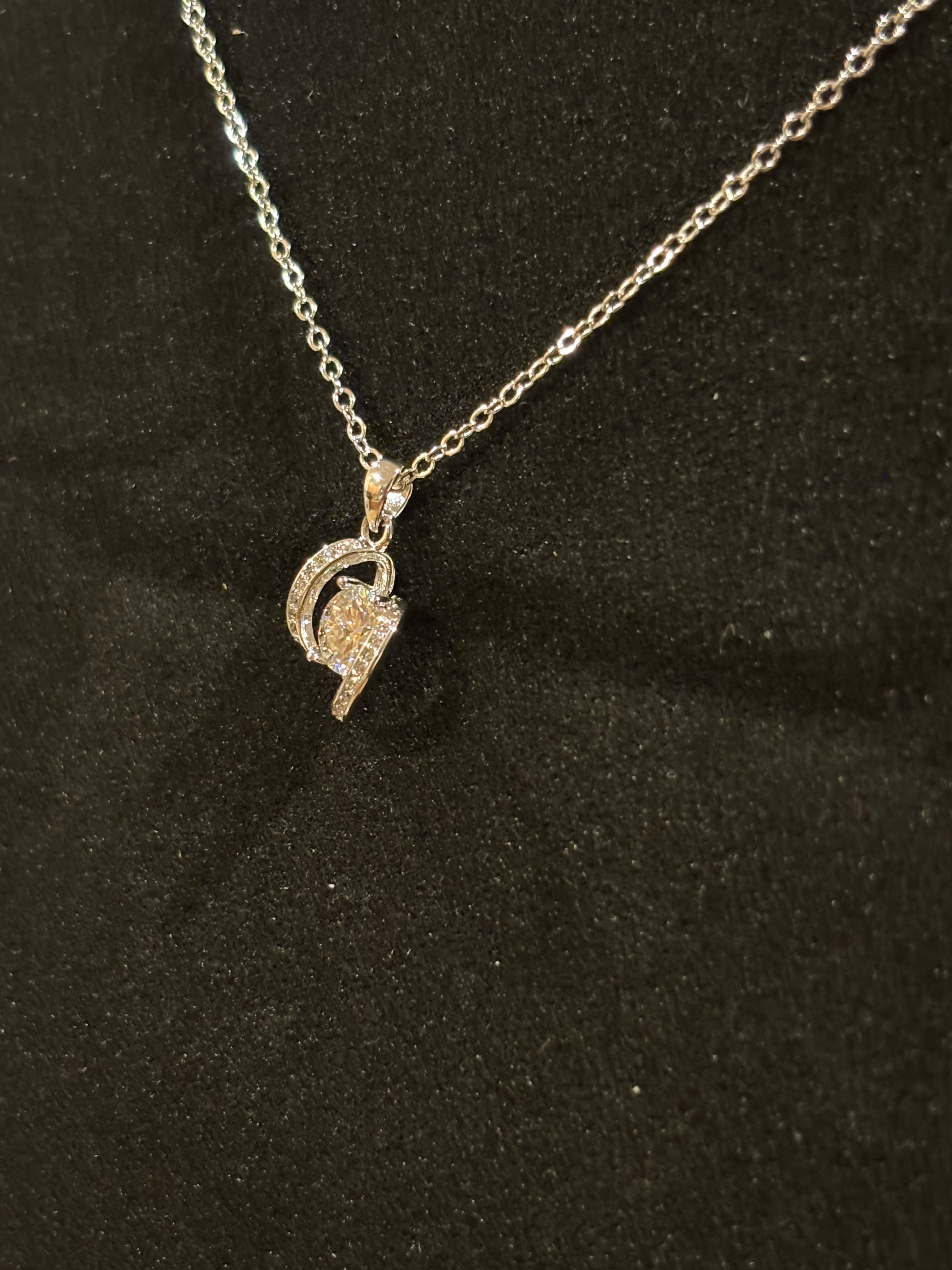 Elegant Moissanite Pendant Necklace – 1.0ct | S925 Sterling Silver