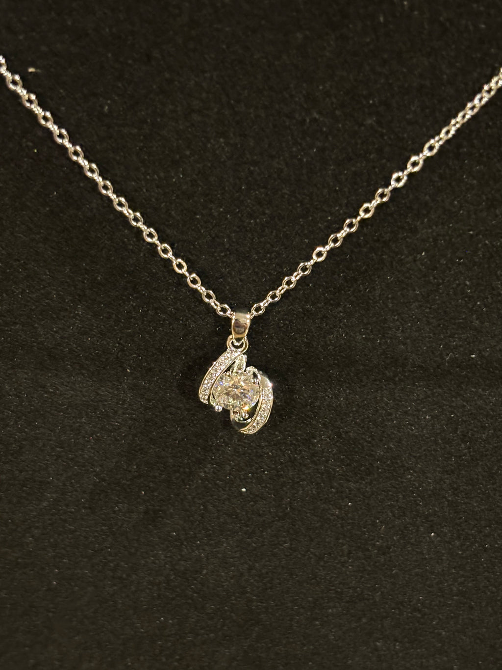 Elegant Moissanite Pendant Necklace – 1.0ct | S925 Sterling Silver