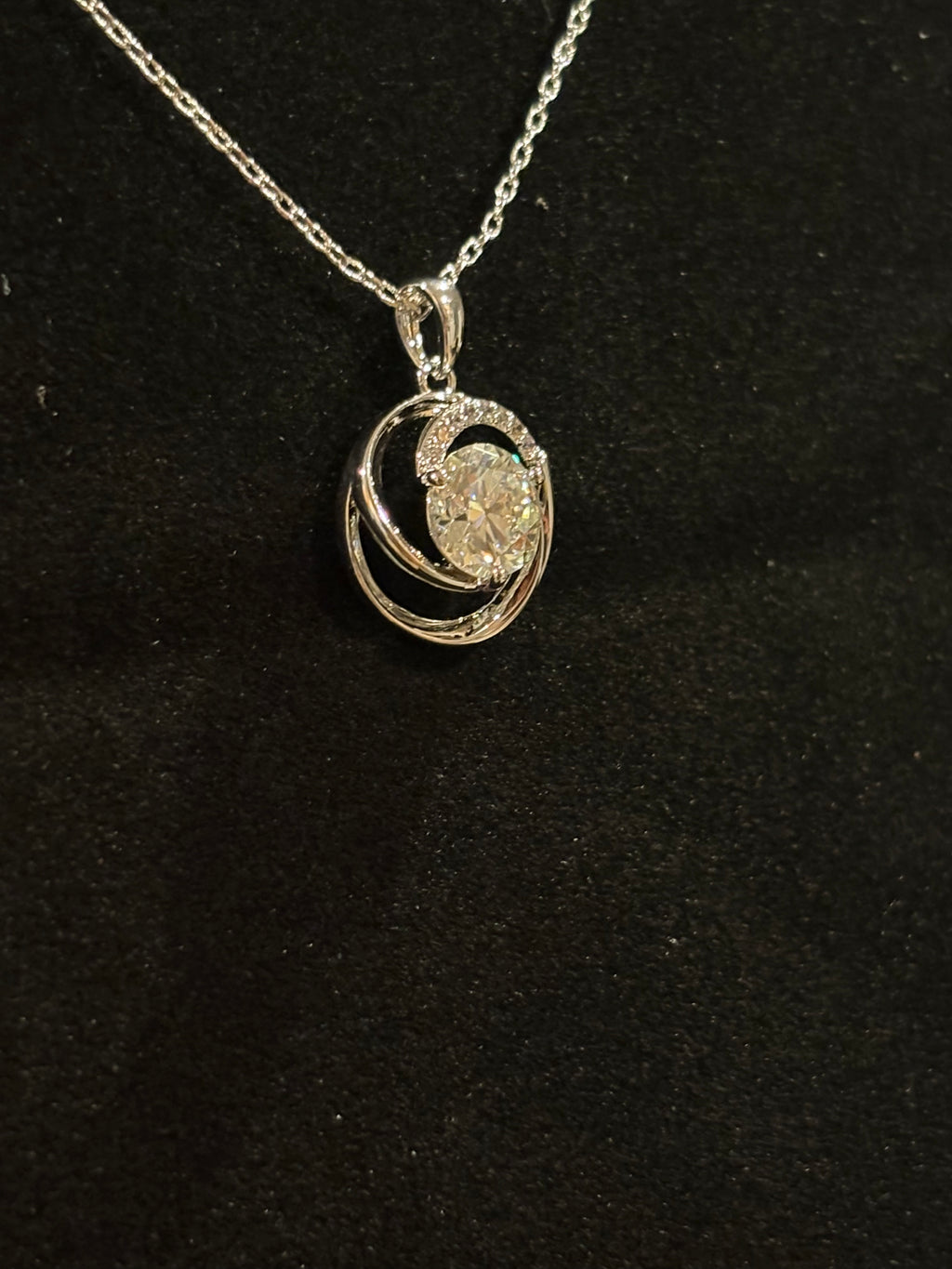 Eternal Swirl Moissanite Necklace