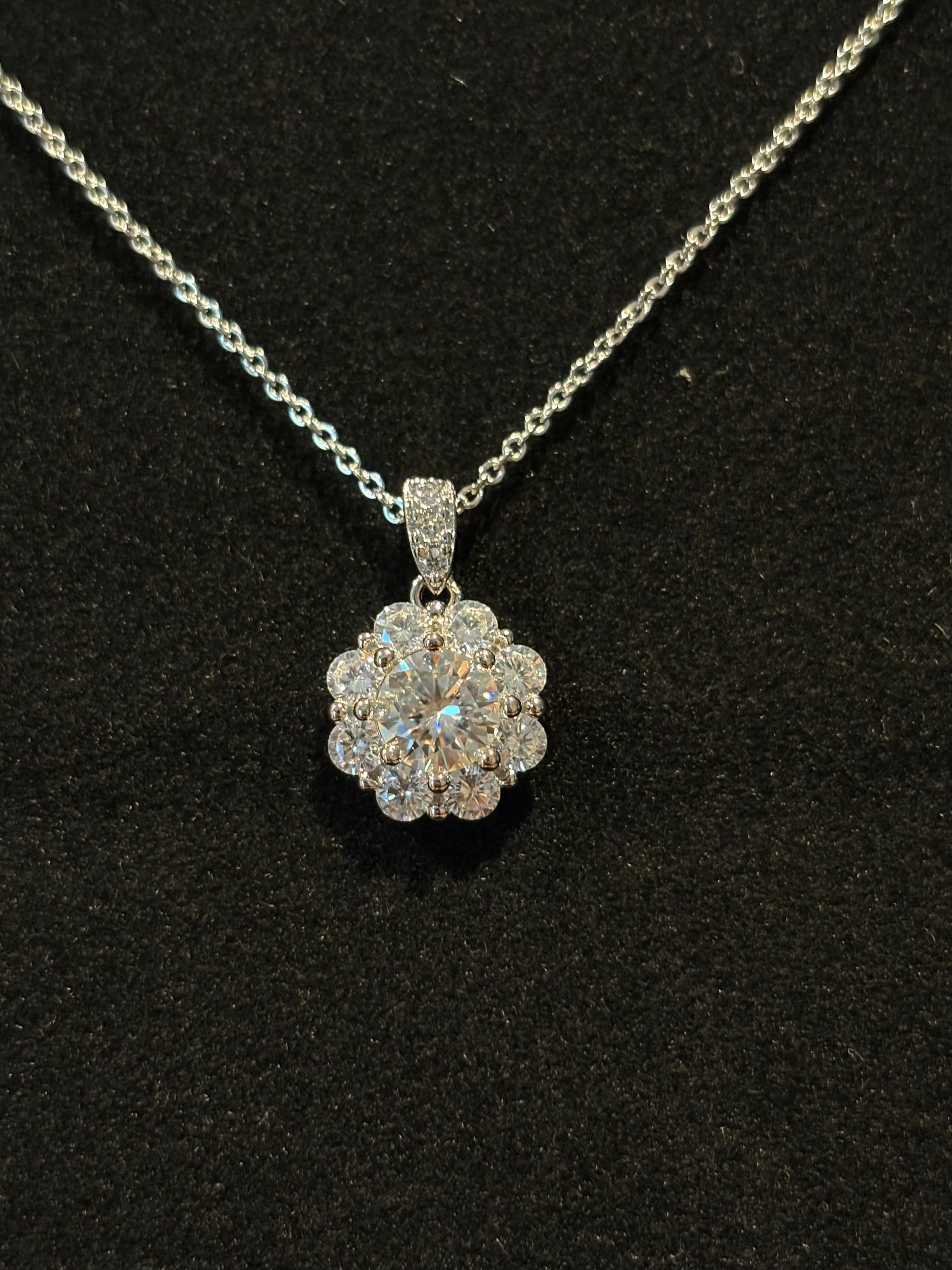 Flower Pendant Necklace