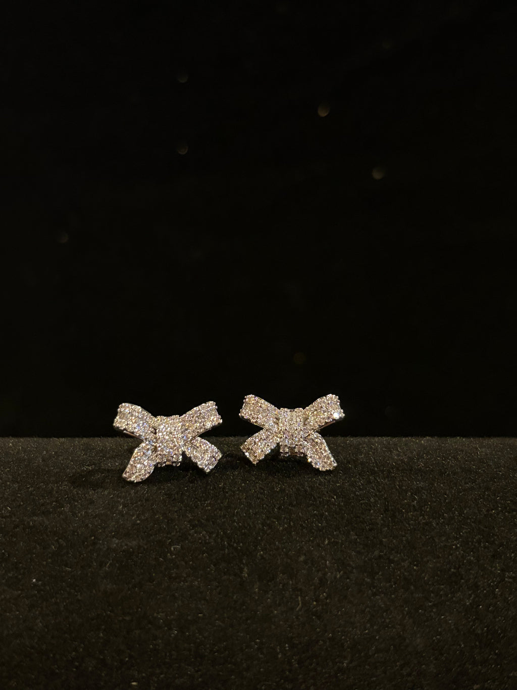 Elegant Bow Moissanite Stud Earrings