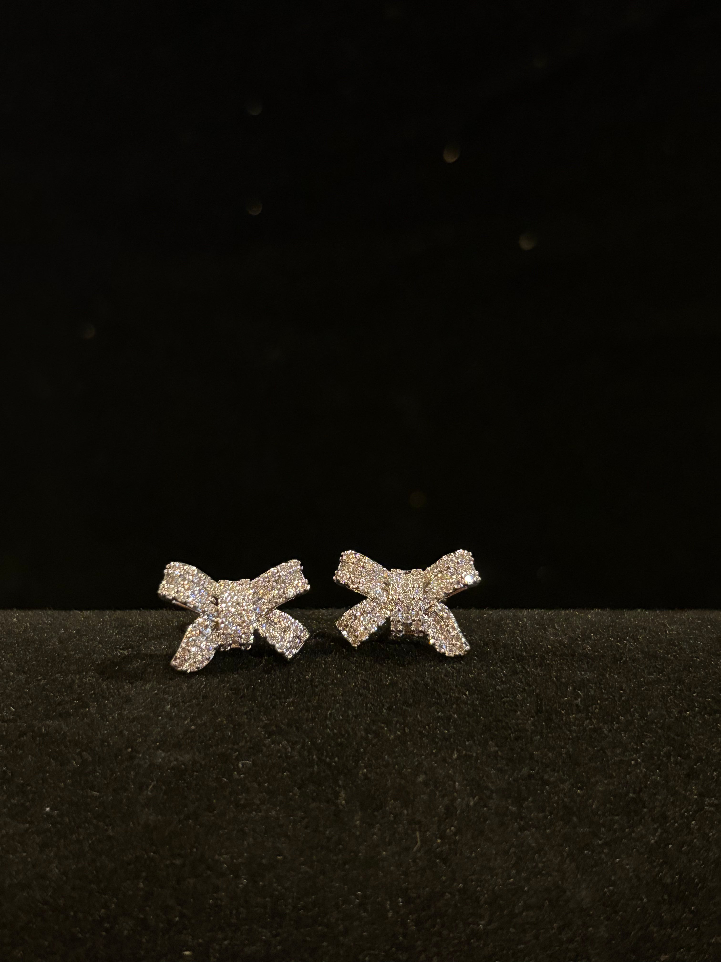 Elegant Bow Moissanite Stud Earrings