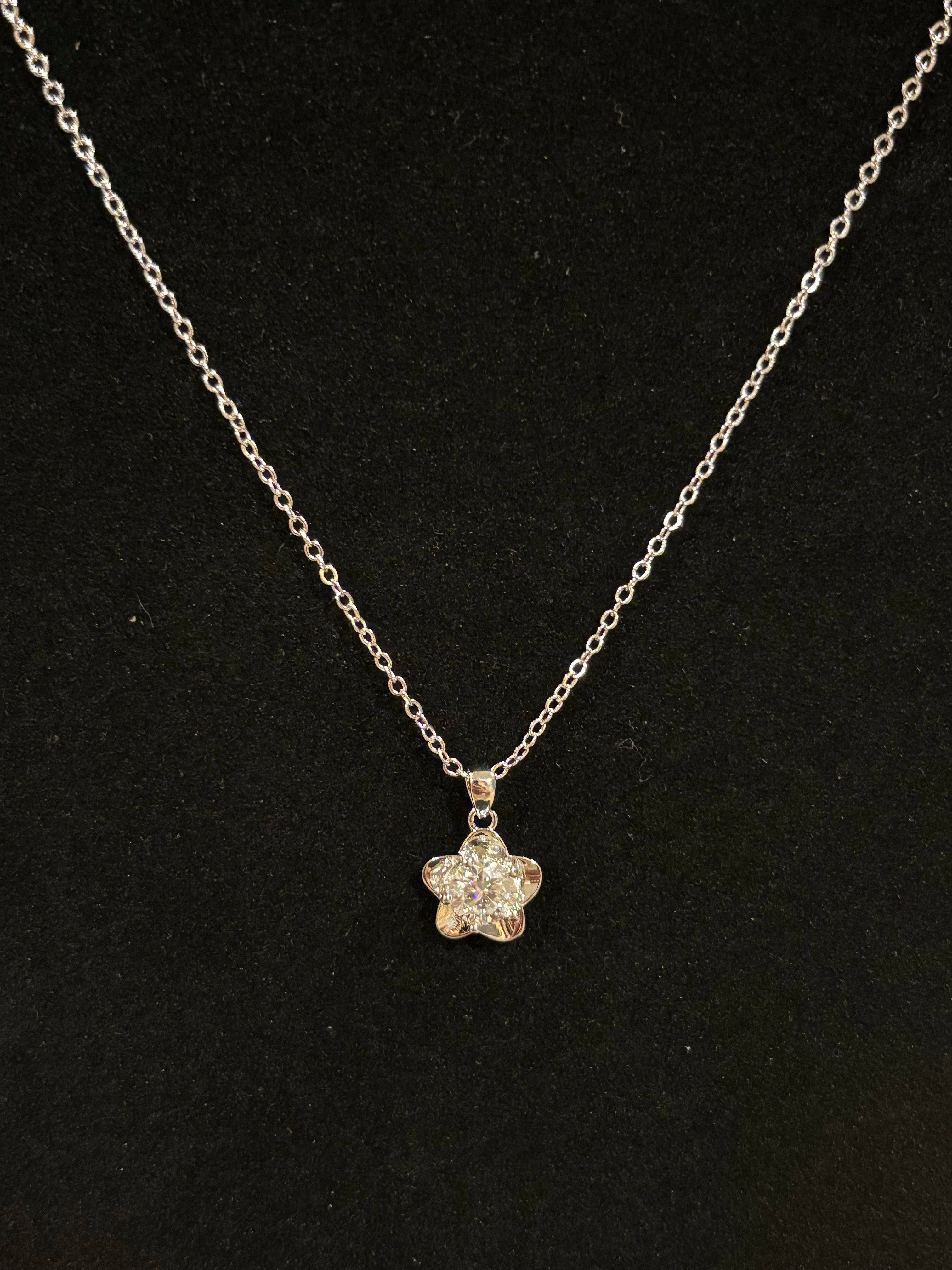 Sparkling Moissanite Flower Pendant Necklace