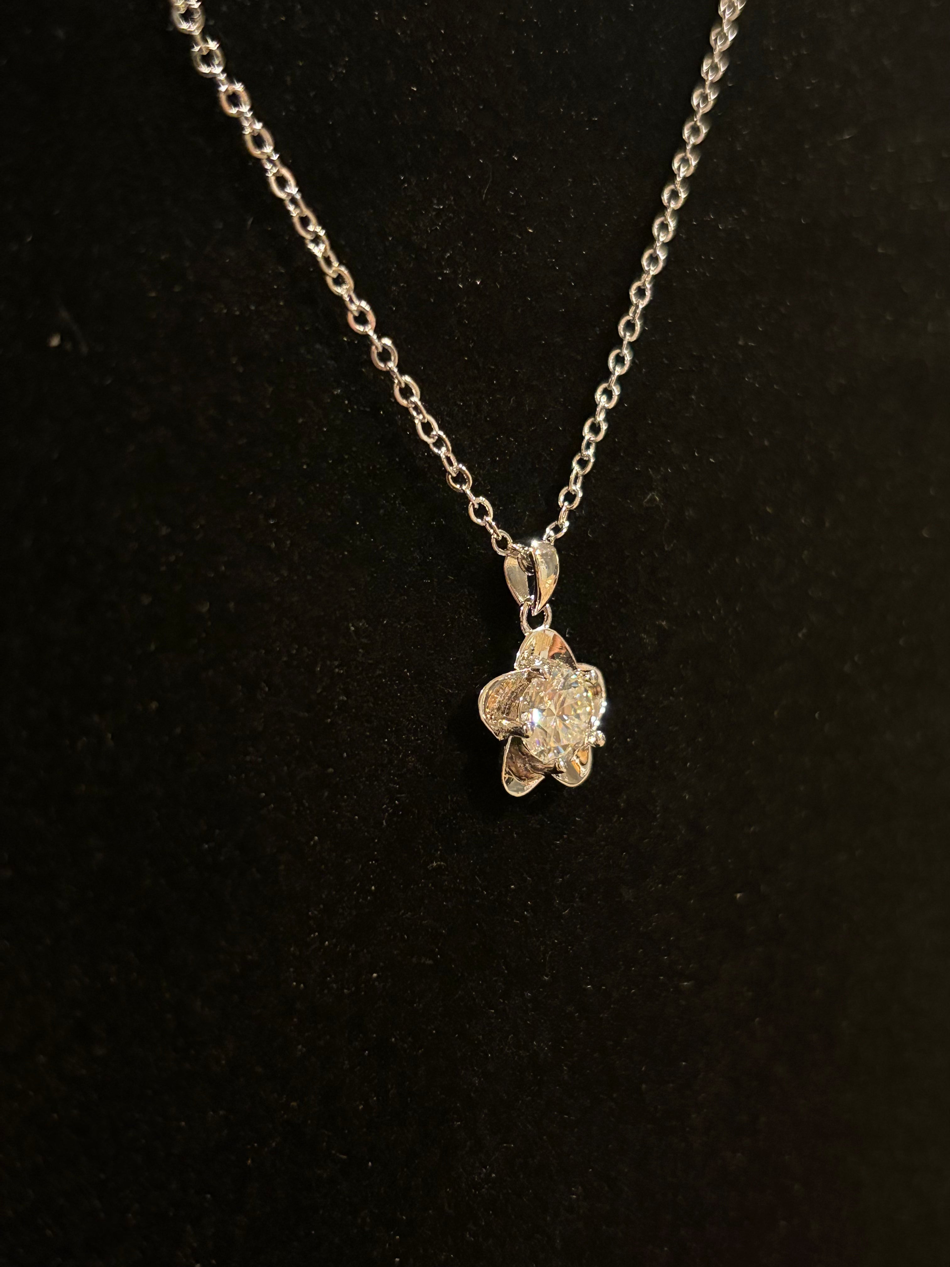 Sparkling Moissanite Flower Pendant Necklace