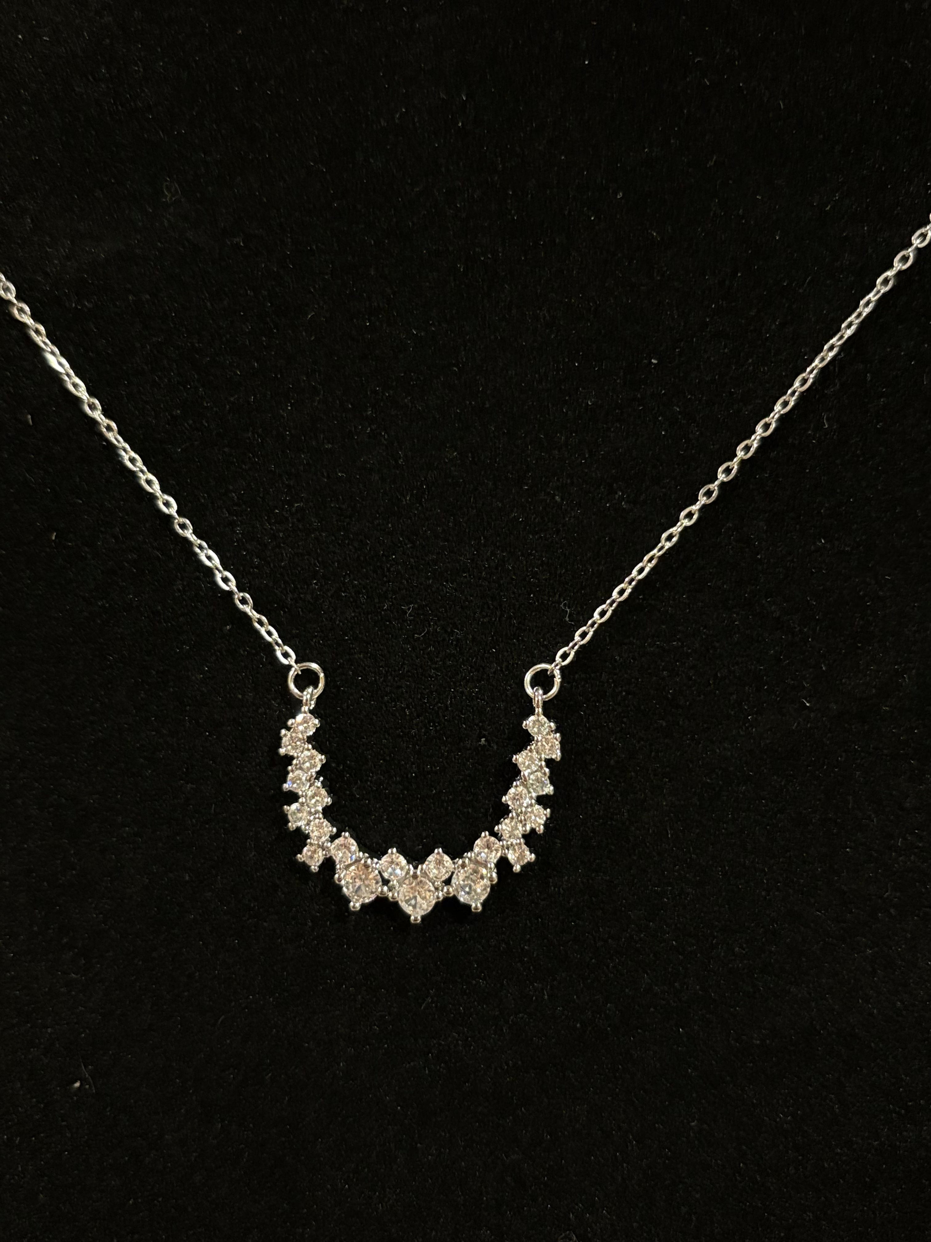 Radiant Curved Cluster Necklace