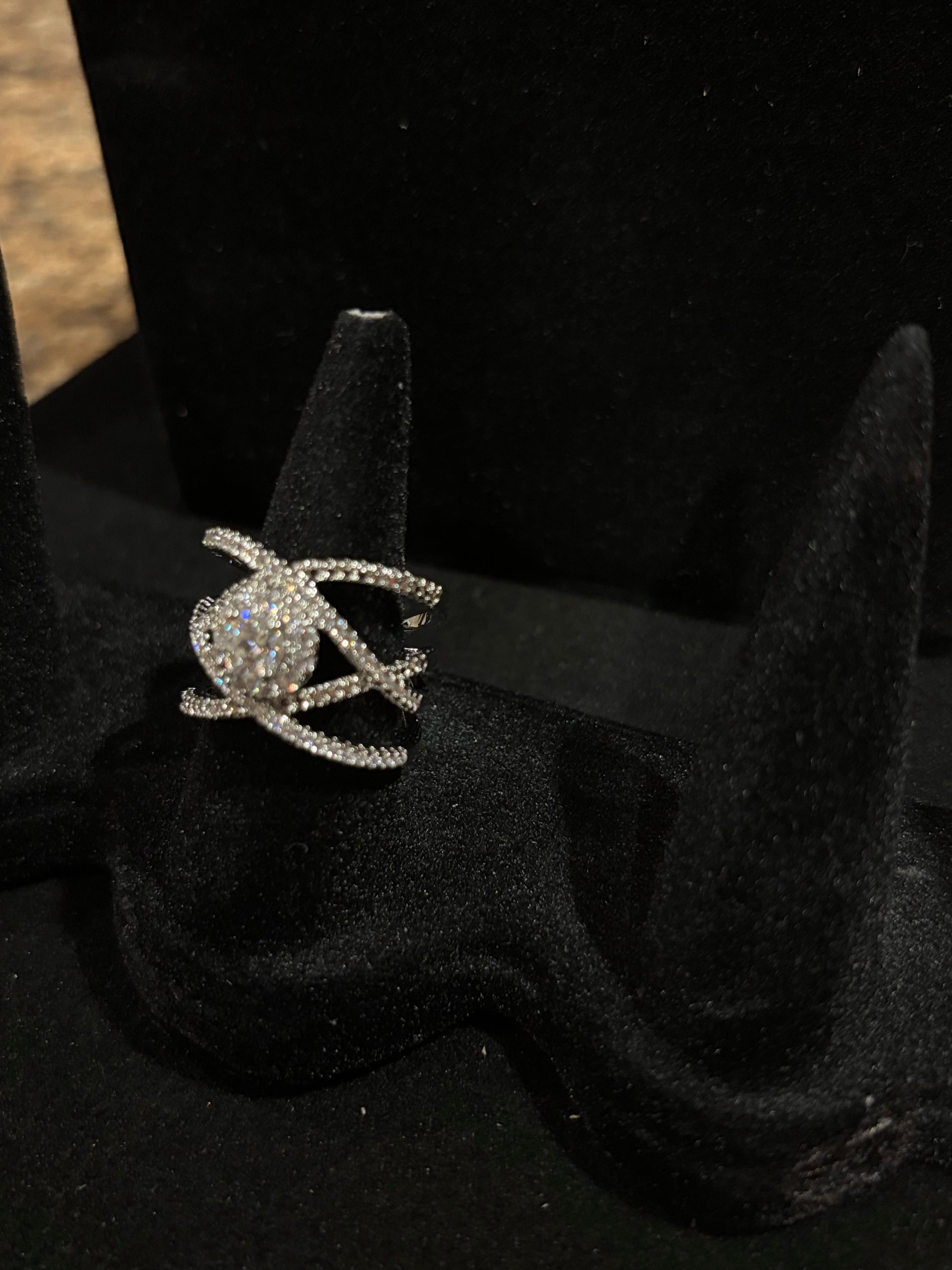 Elegant Criss-Cross Moissanite Statement Ring