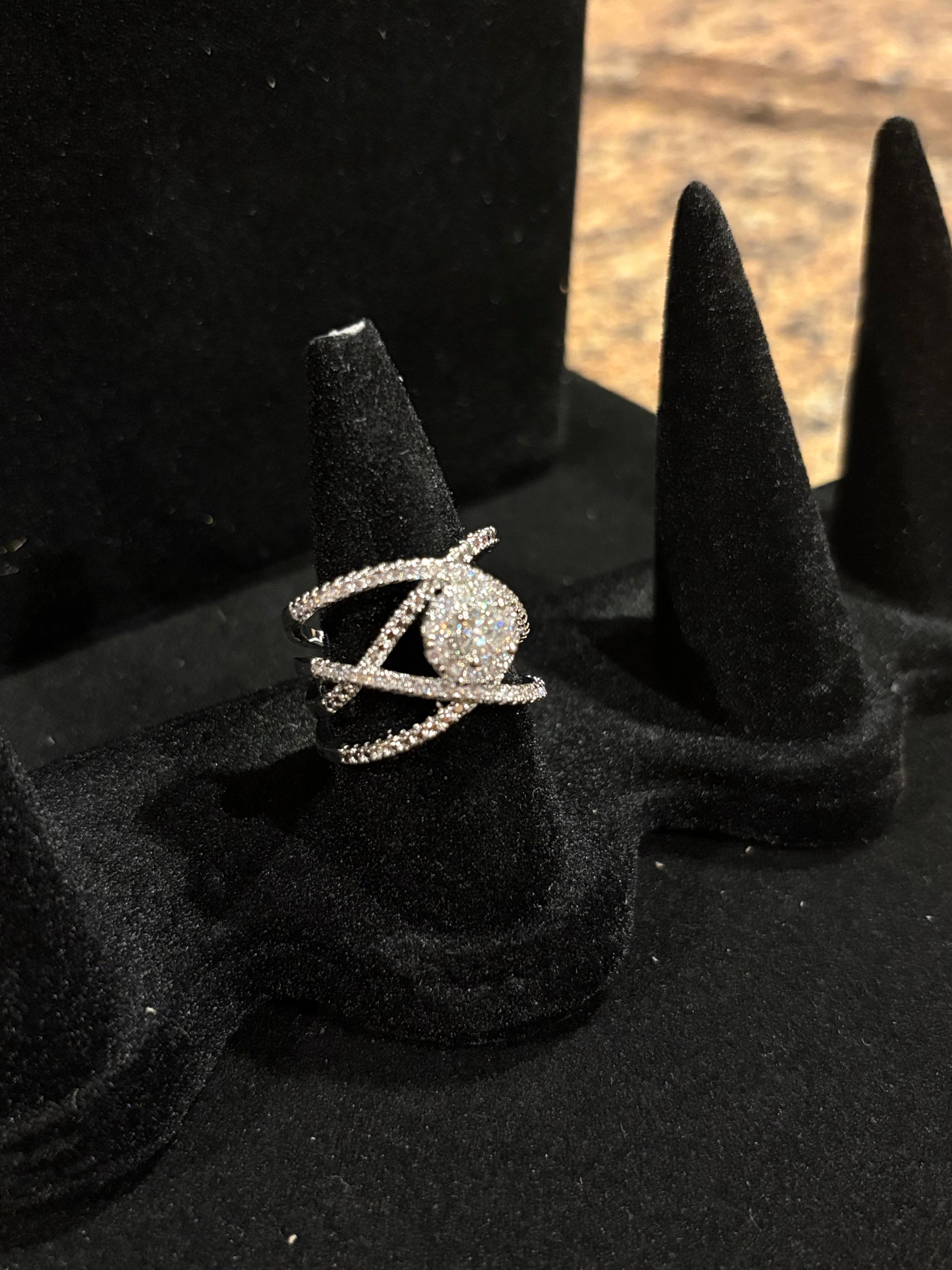 Elegant Criss-Cross Moissanite Statement Ring
