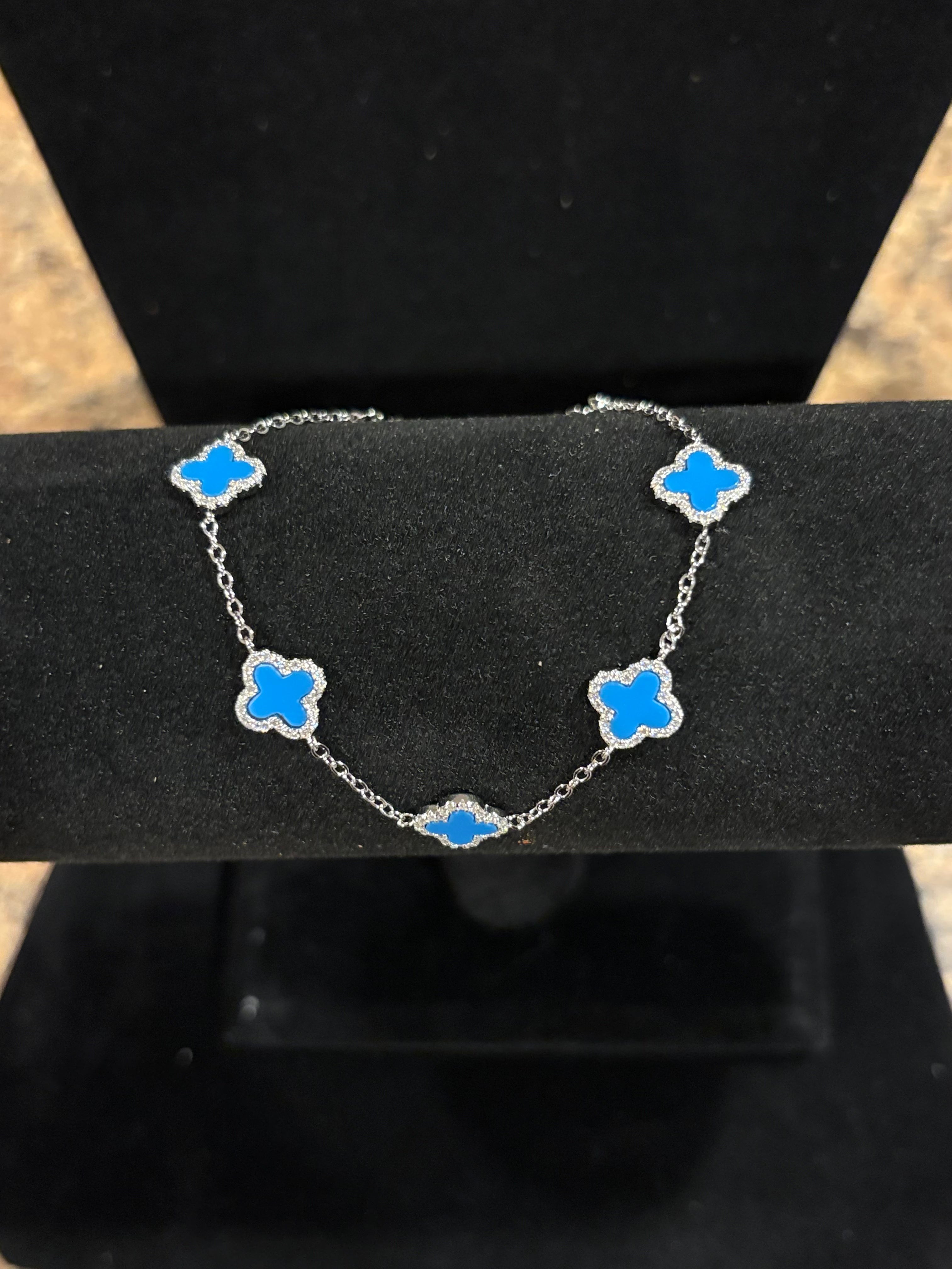 Vibrant Blue Clover Bracelet – Moissanite Accent - S925