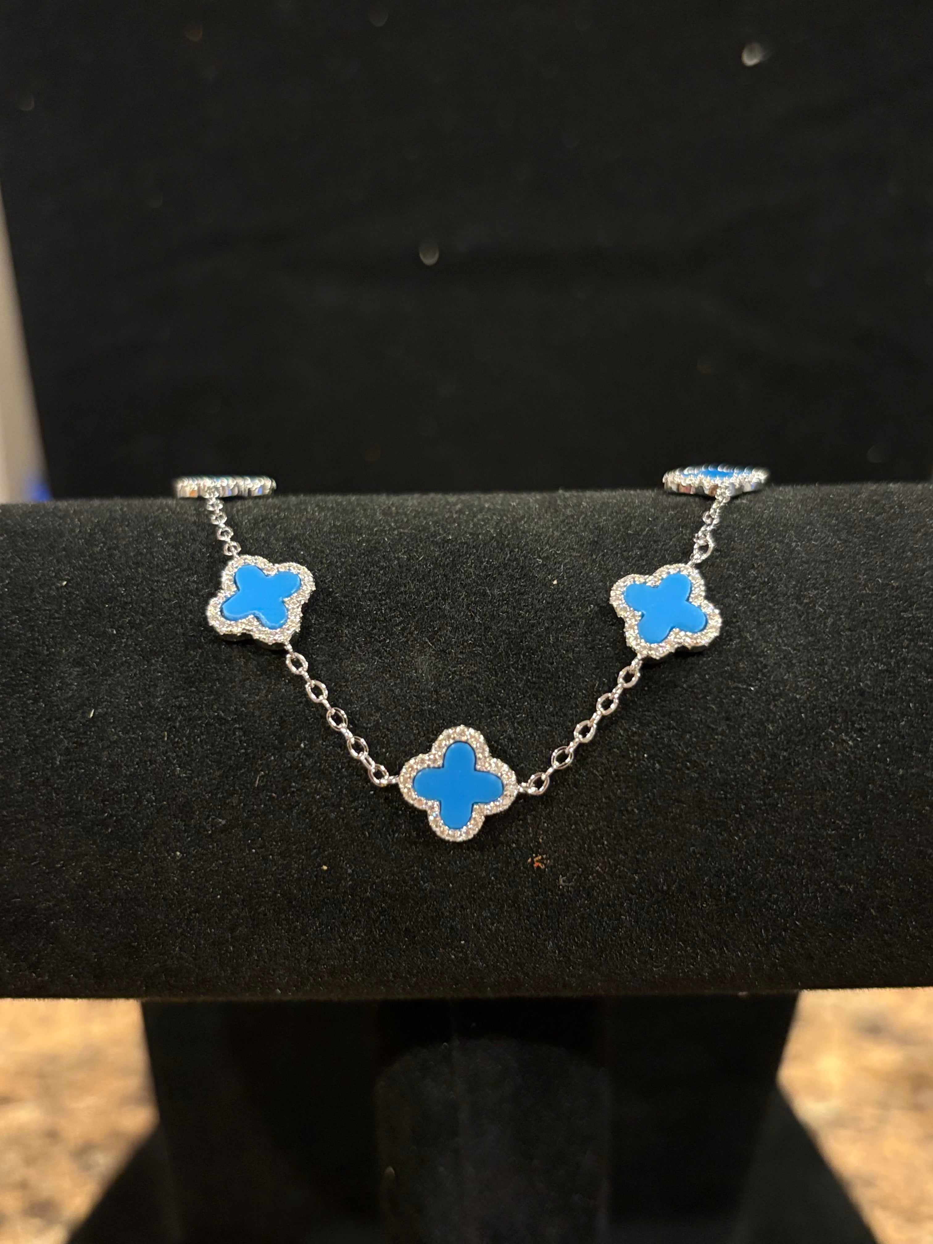 Vibrant Blue Clover Bracelet – Moissanite Accent - S925