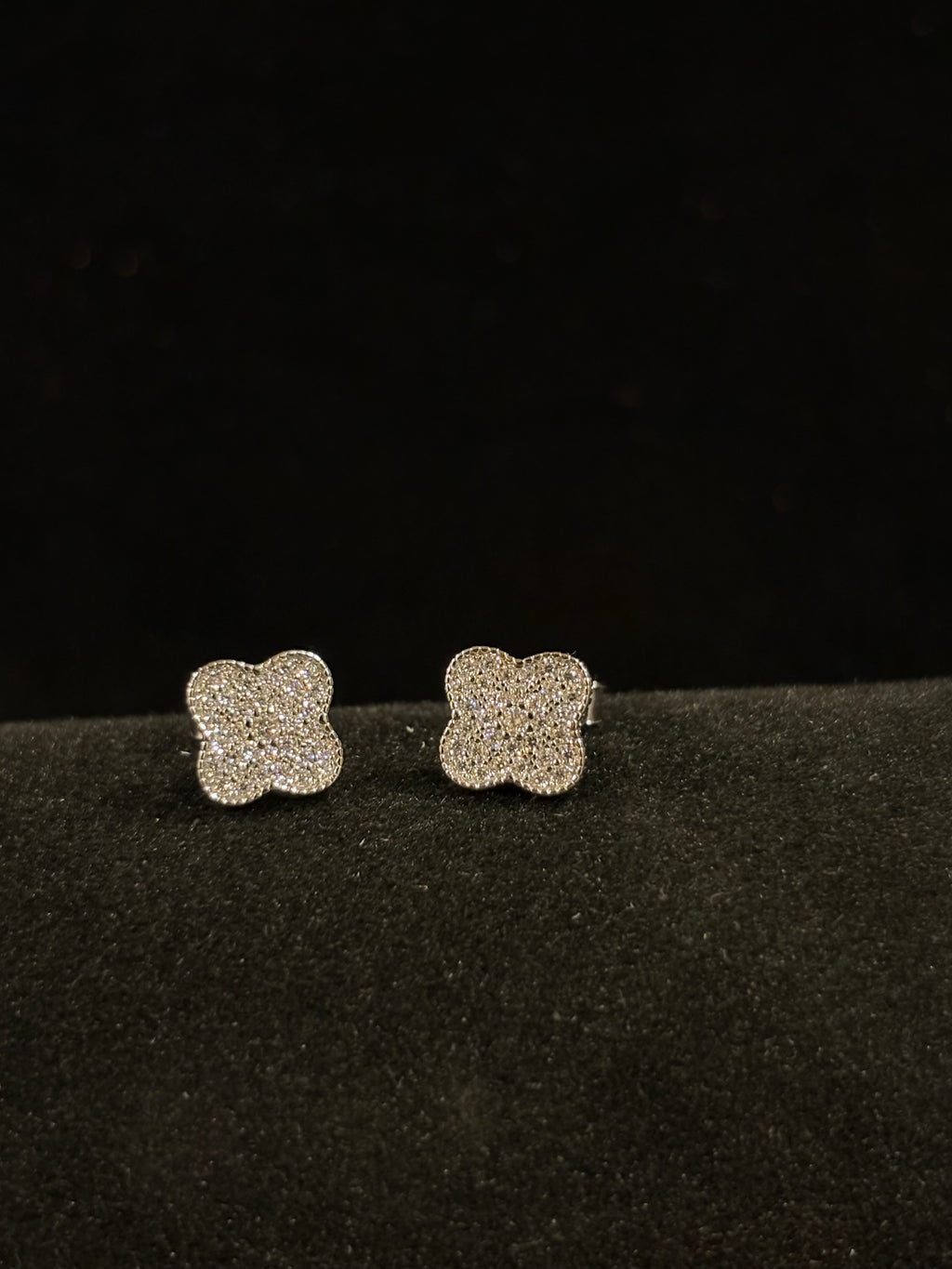Sparkling Pavé Clover Stud Earrings