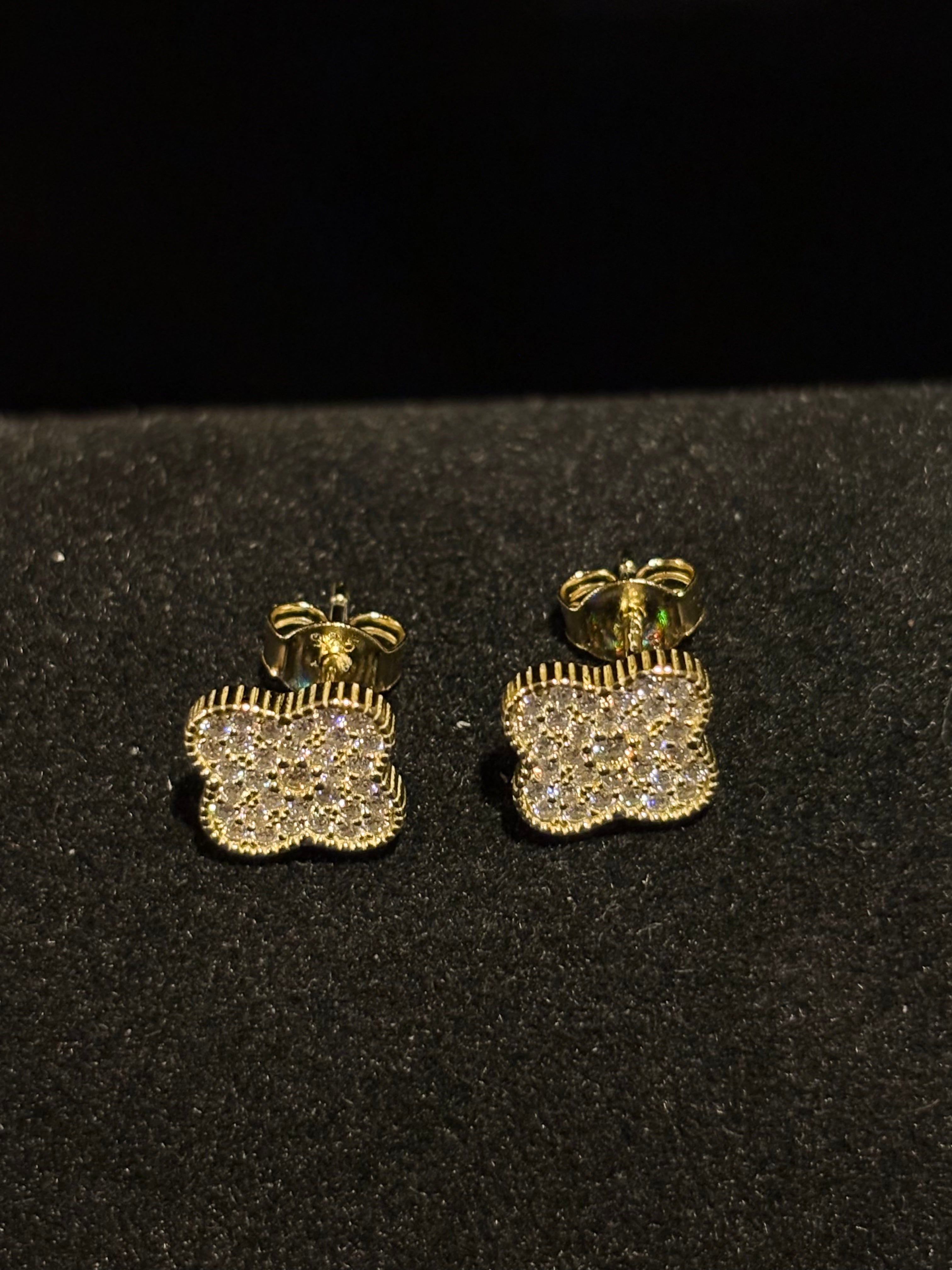 Dazzling Full-Pave Moissanite Clover Stud Earrings