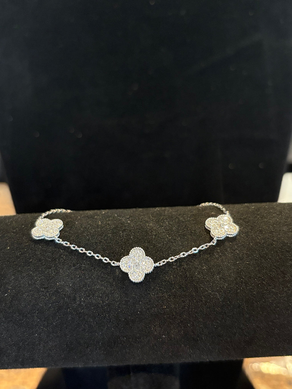 Aurelia Triple Clover – Moissanite Bracelet in Sterling Silver