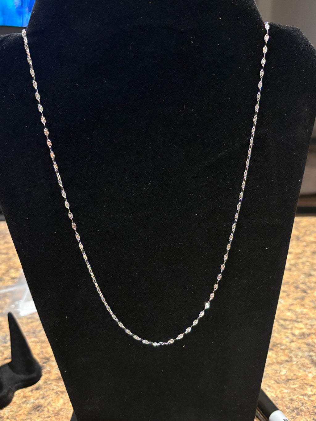 Italian Sterling Silver Diamond-Cut Valentino / Mariner Link Chain