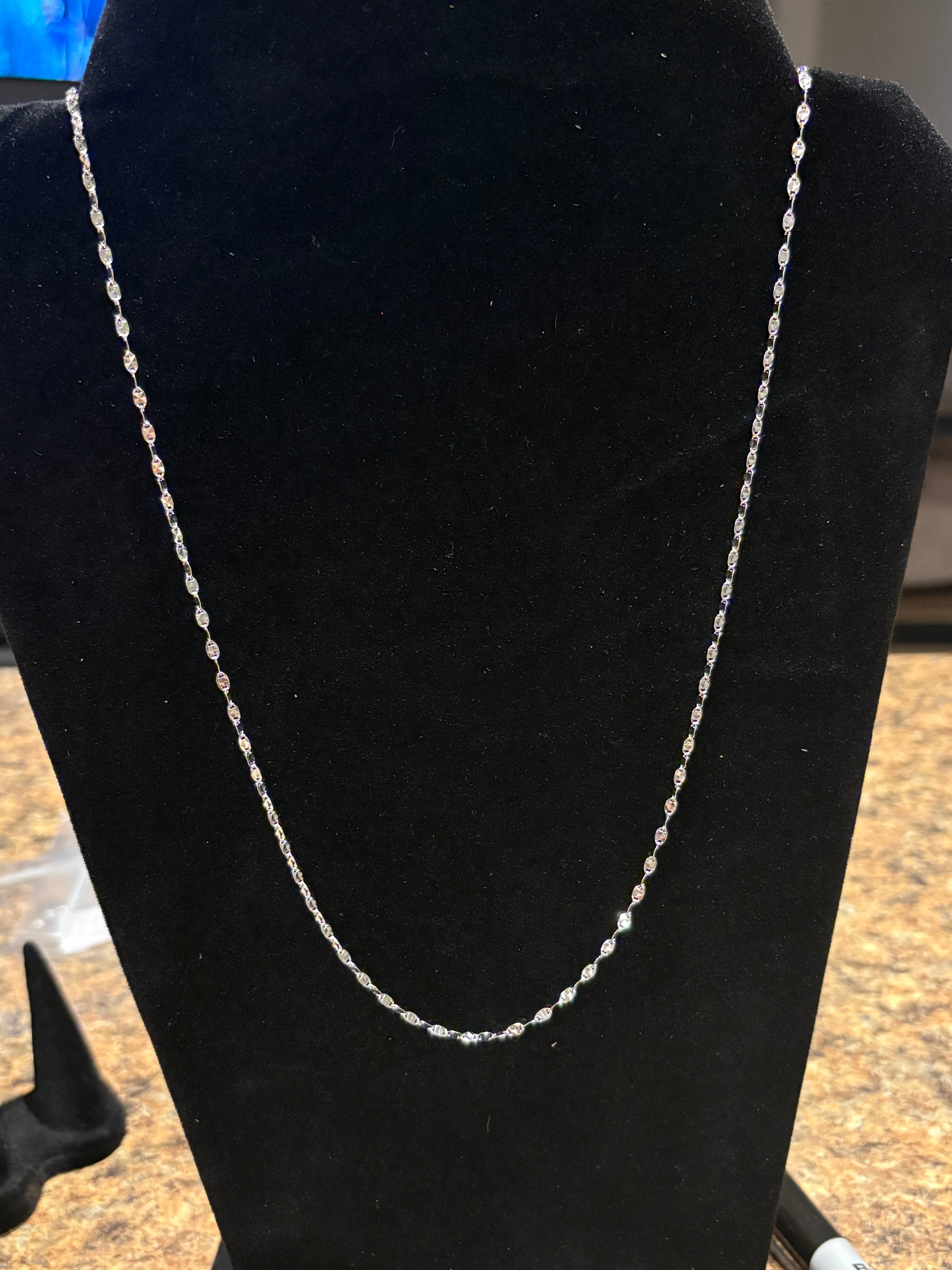 Italian Sterling Silver Diamond-Cut Valentino / Mariner Link Chain