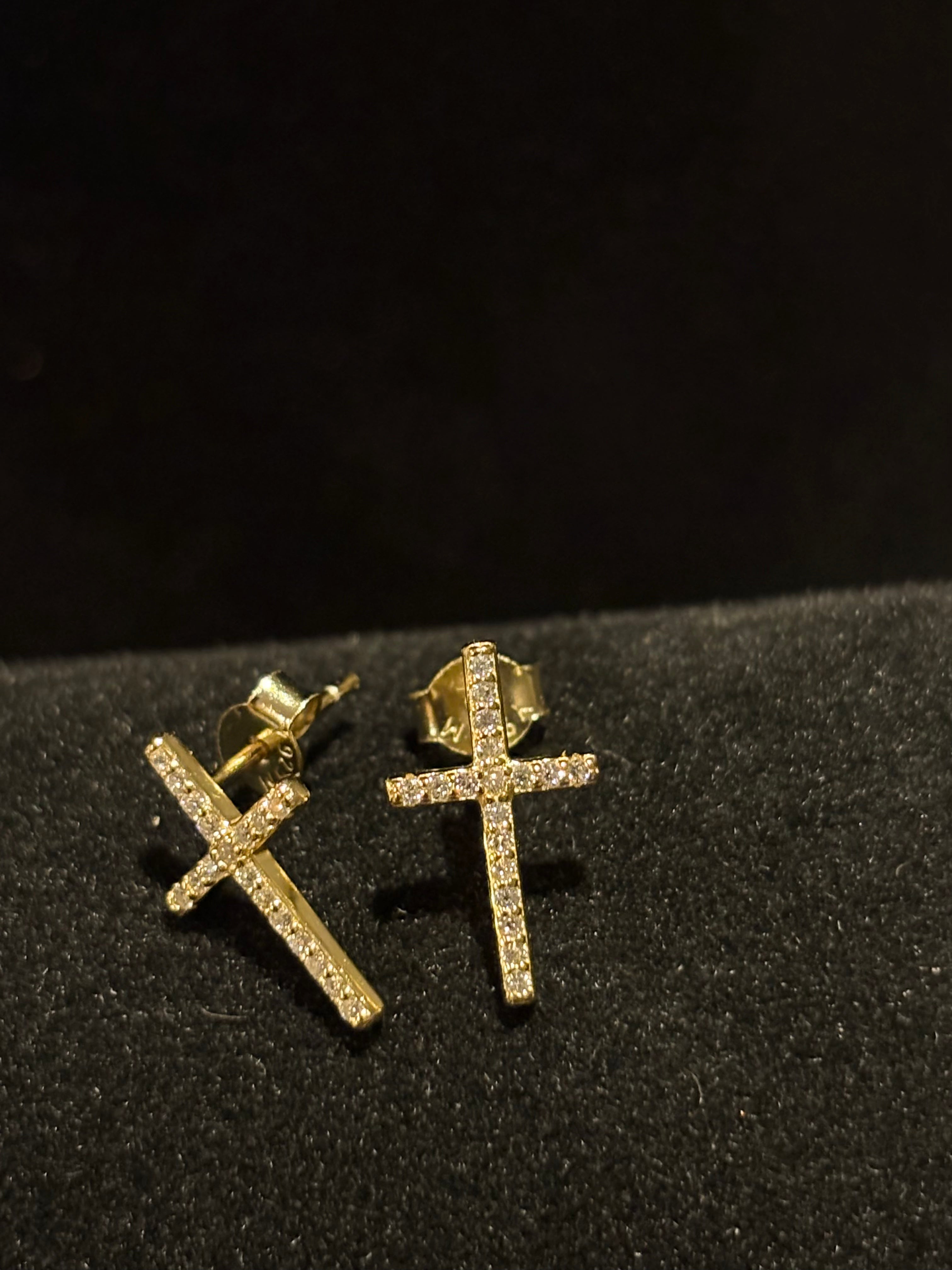 Elegant Moissanite Cross Stud Earrings