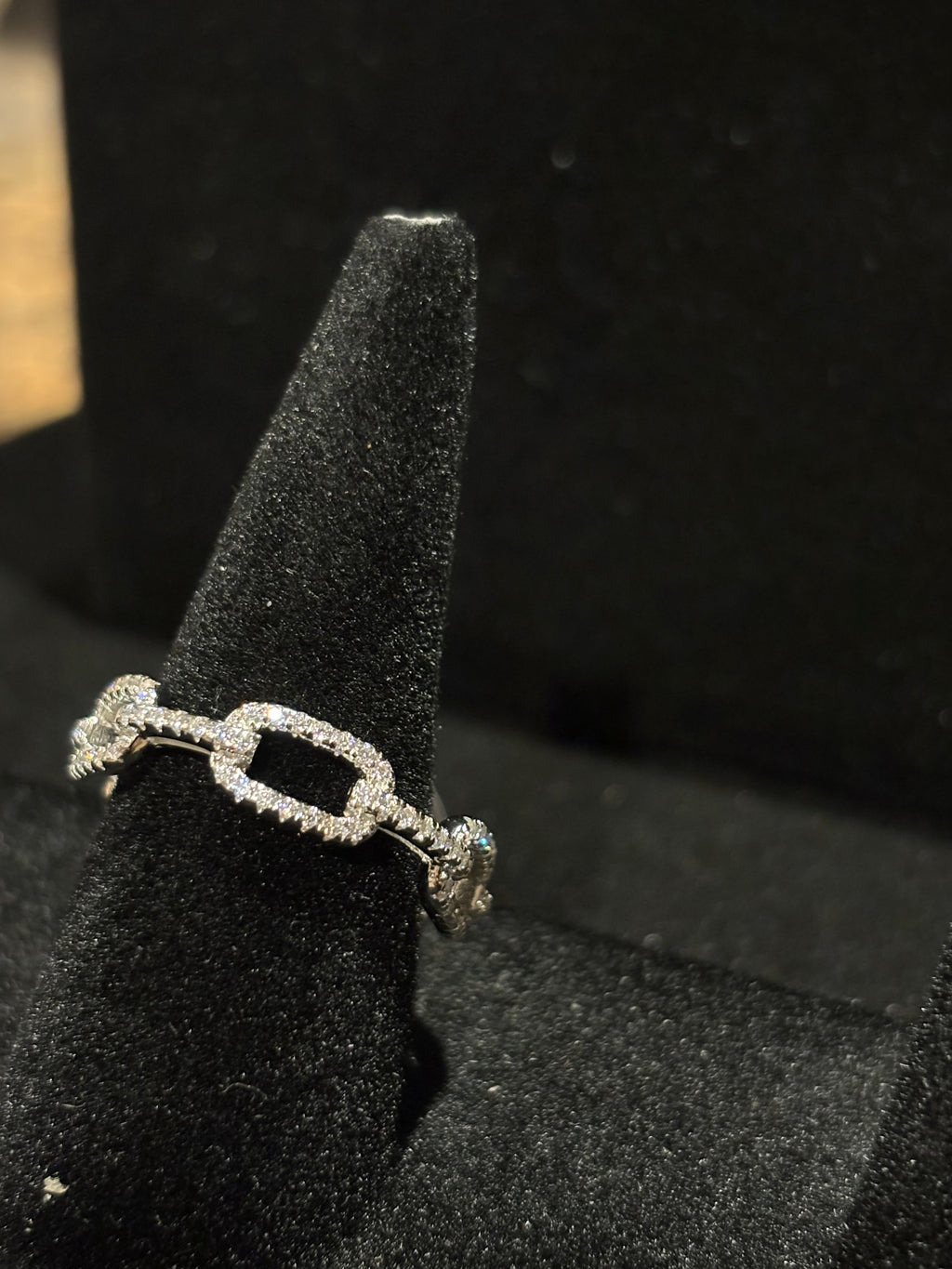 Elegant Moissanite Cuban Link Eternity Band