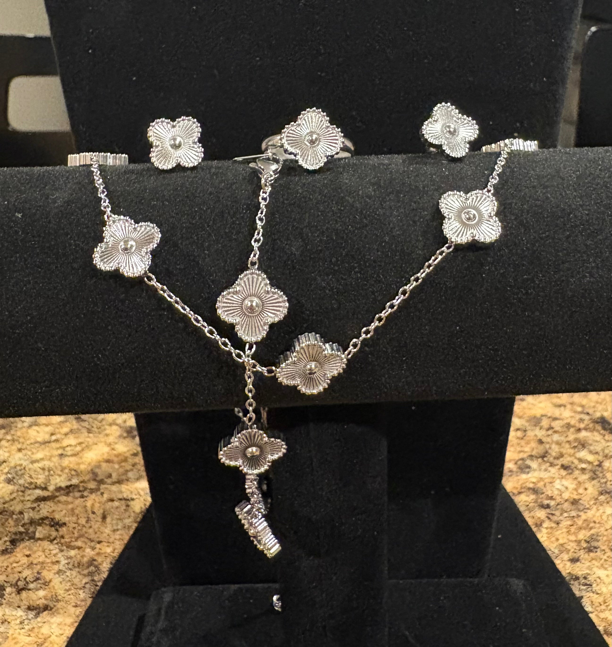 Timeless Elegance: Complete Silver Clover Jewelry Set
