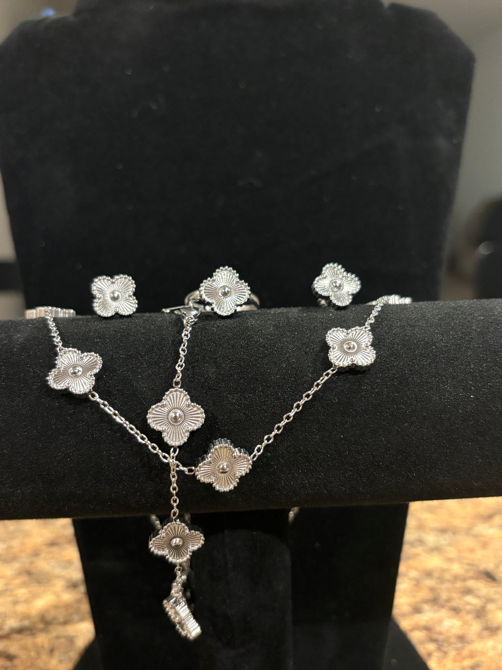 Timeless Elegance: Complete Silver Clover Jewelry Set