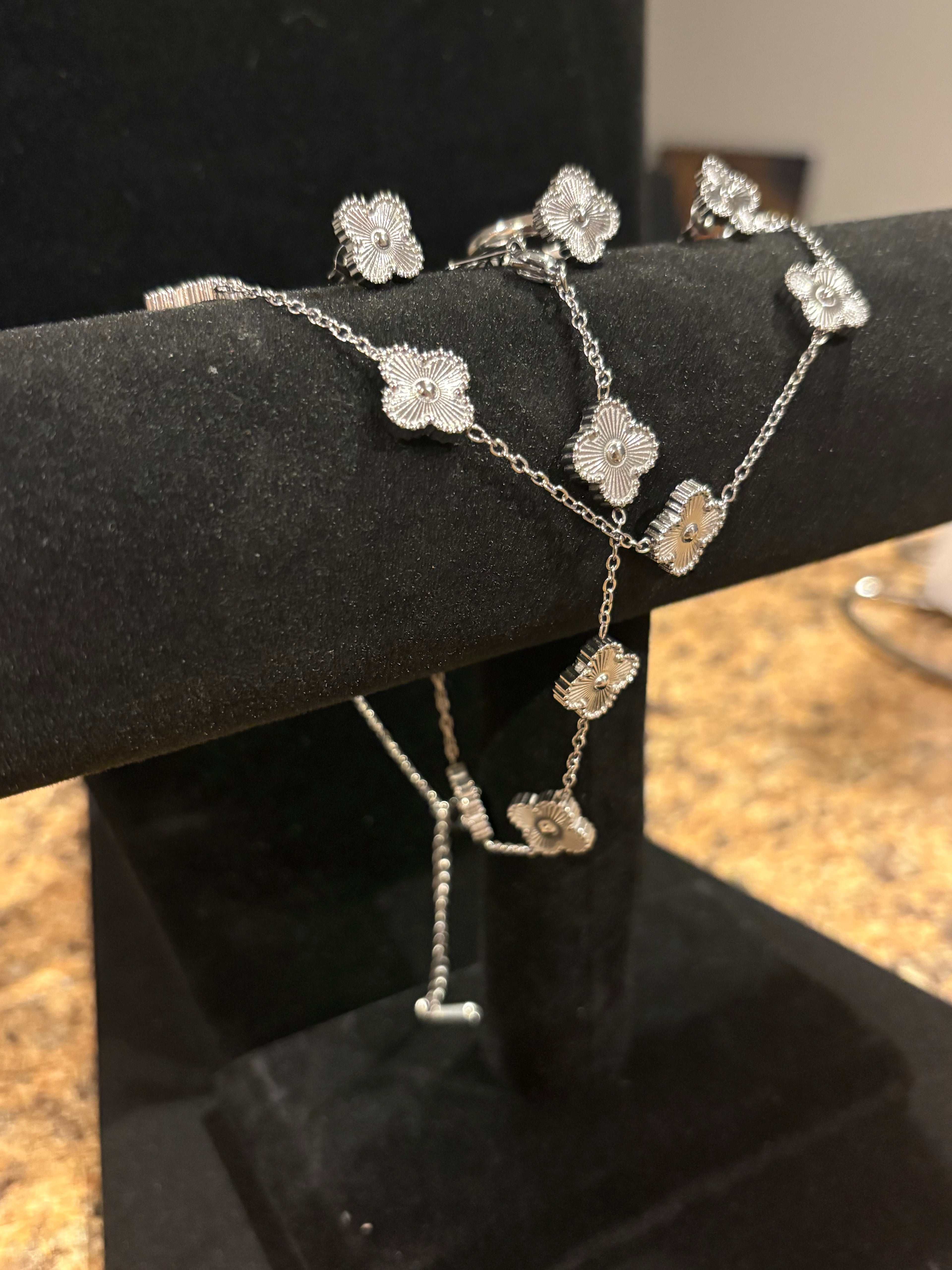 Timeless Elegance: Complete Silver Clover Jewelry Set