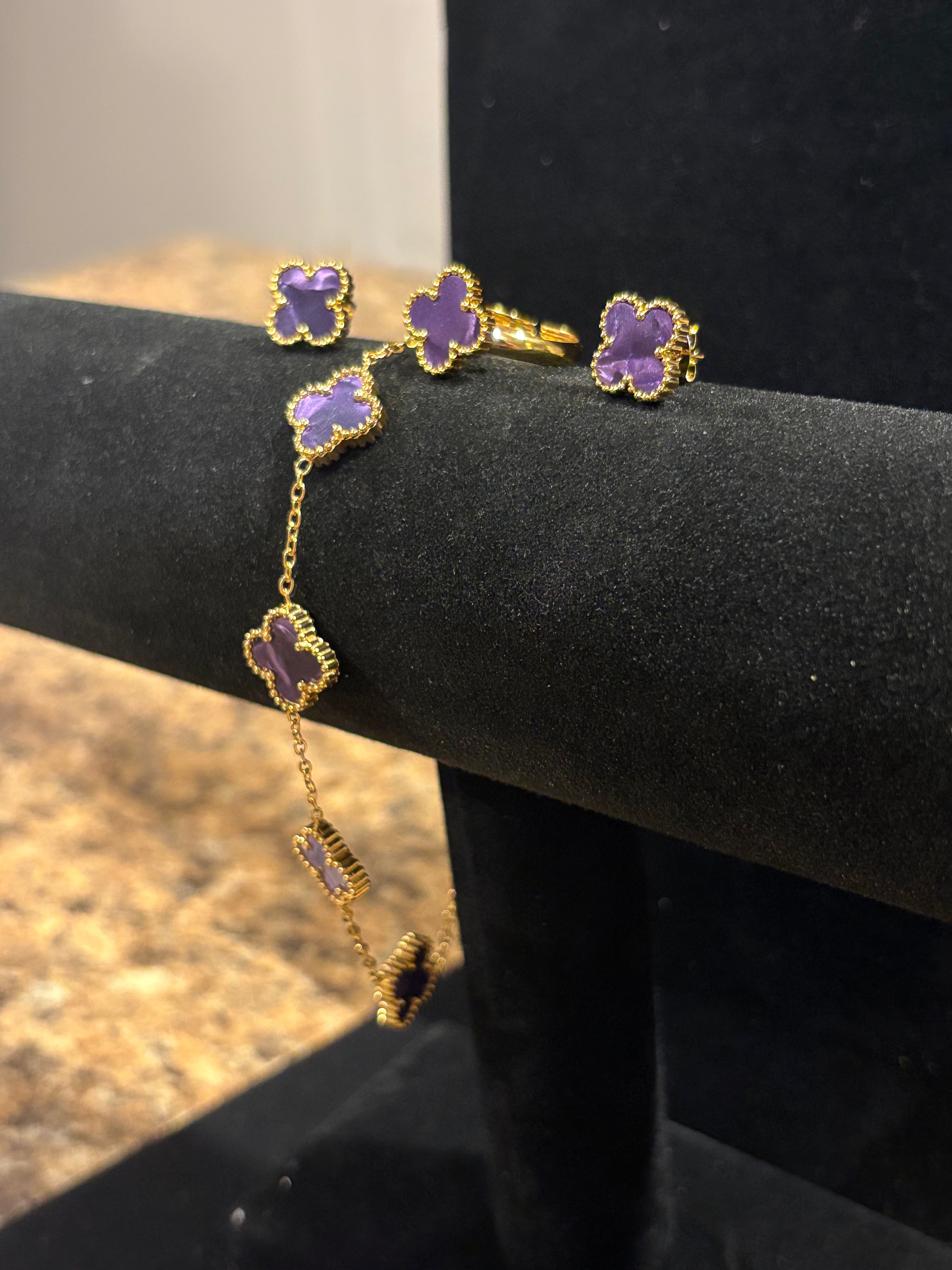 Majestic Violet: Gold-Plated Purple Clover Jewelry Set