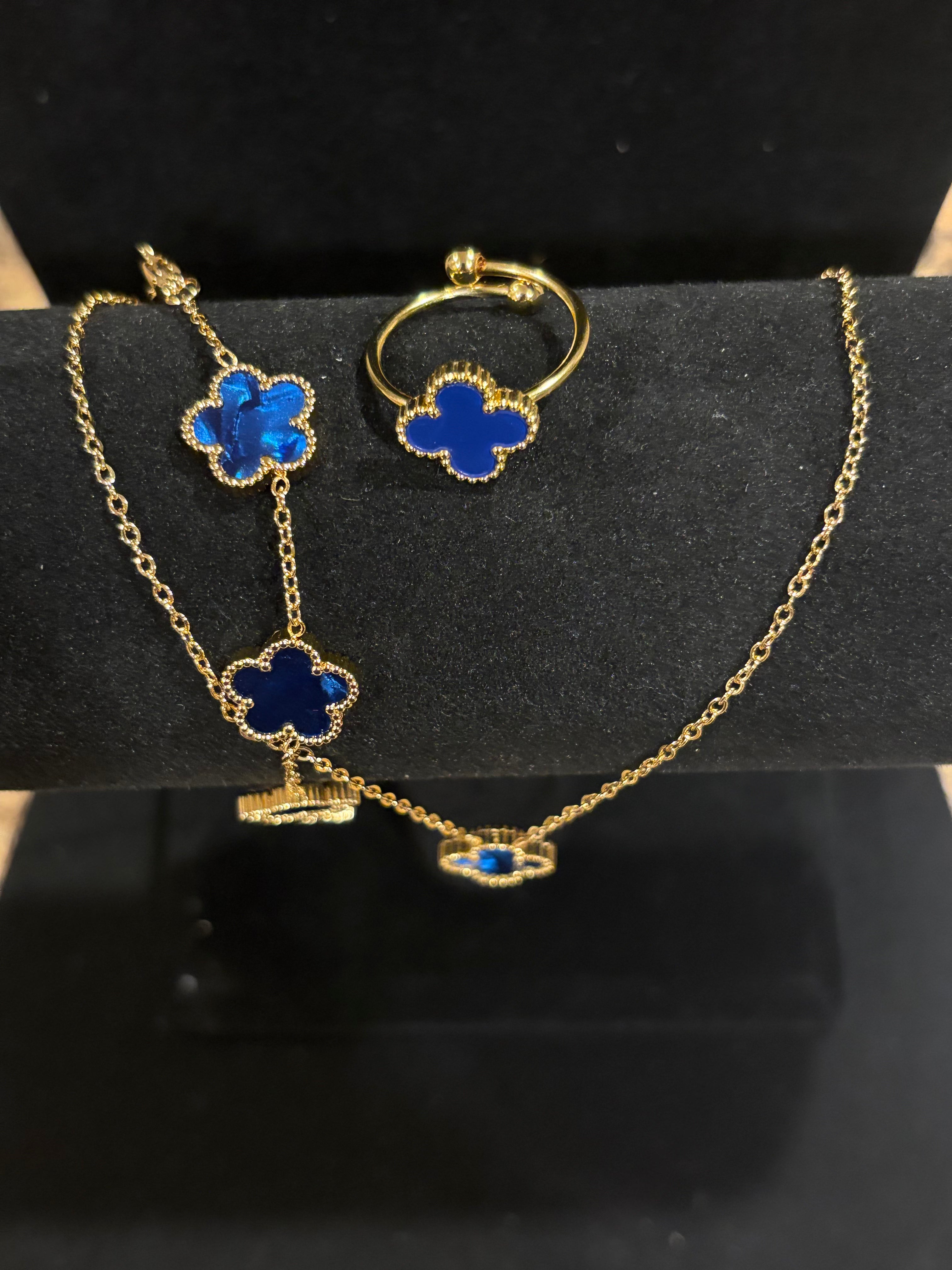 Midnight Elegance: Gold-Plated Dark Blue Clover Set