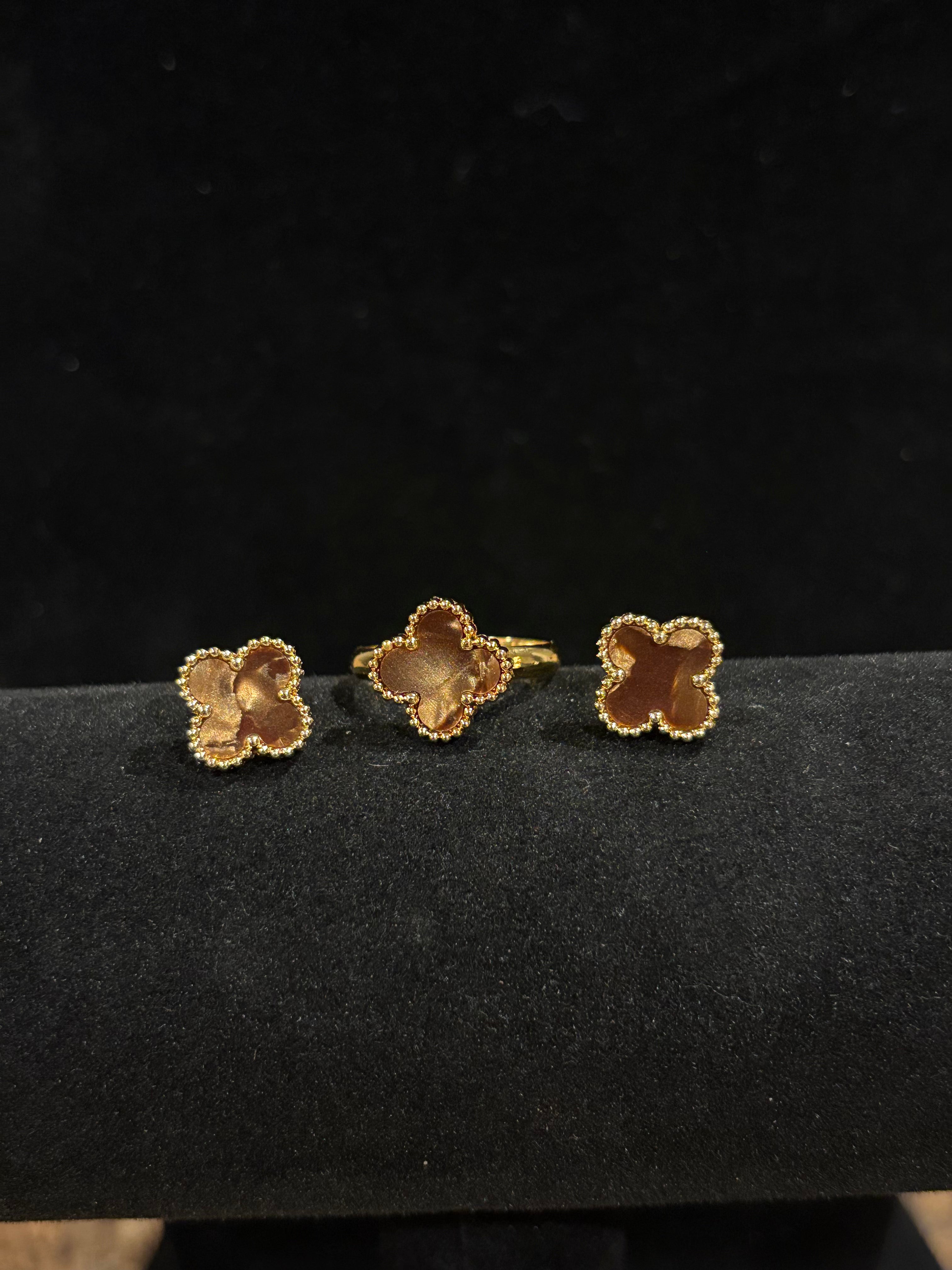 Golden Autumn Clover 4-Piece Jewelry Set