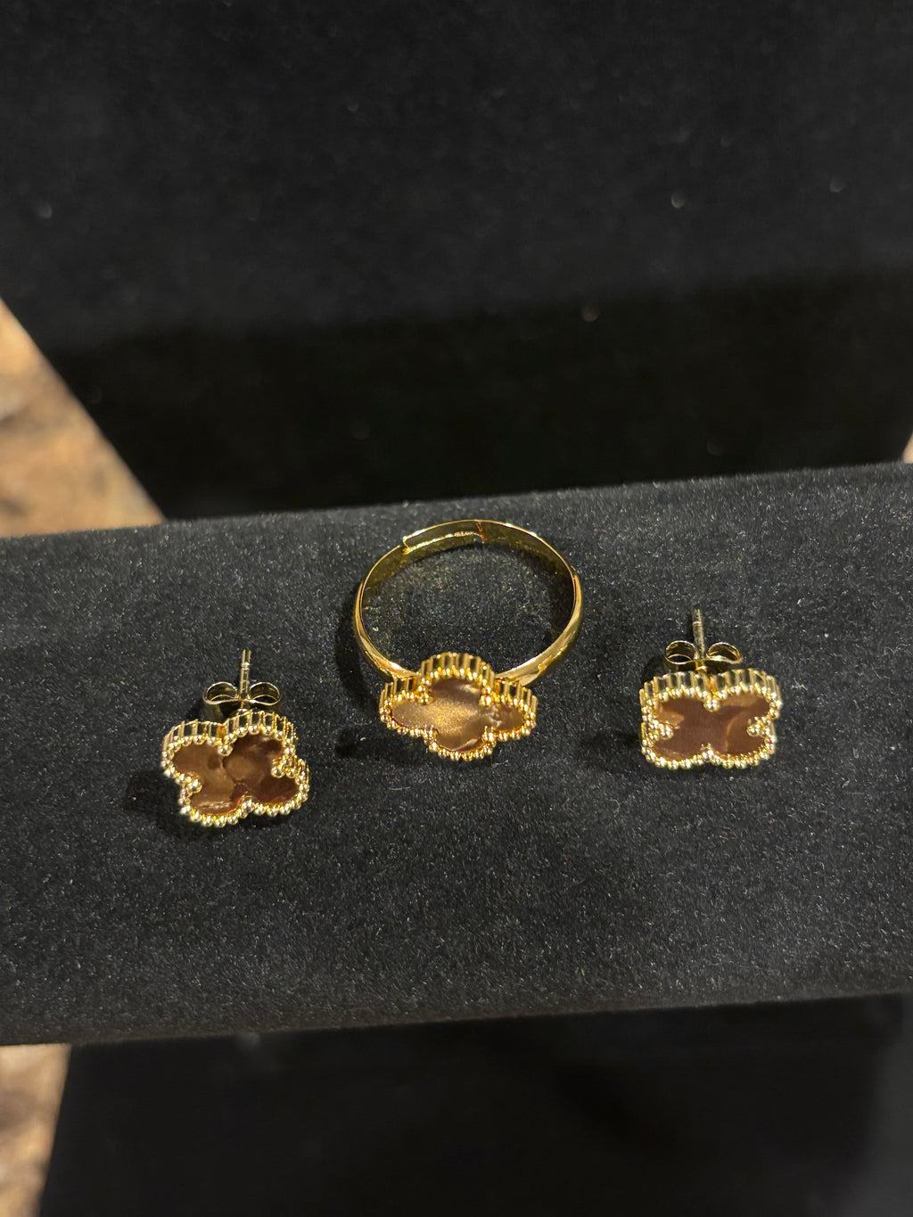 Golden Autumn Clover 4-Piece Jewelry Set