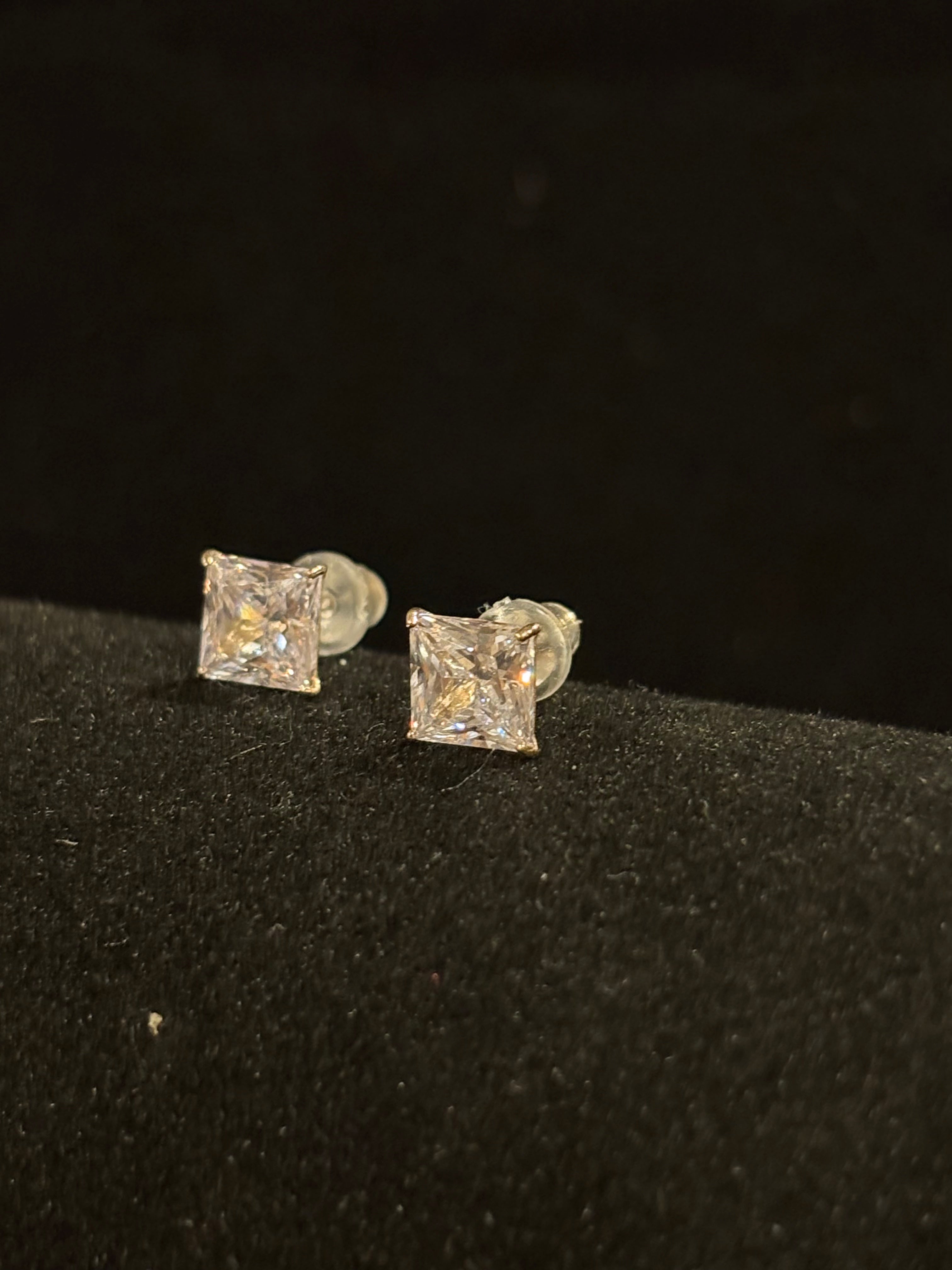 Contemporary Sparkle: Classic Princess-Cut 14K Gold Earrings