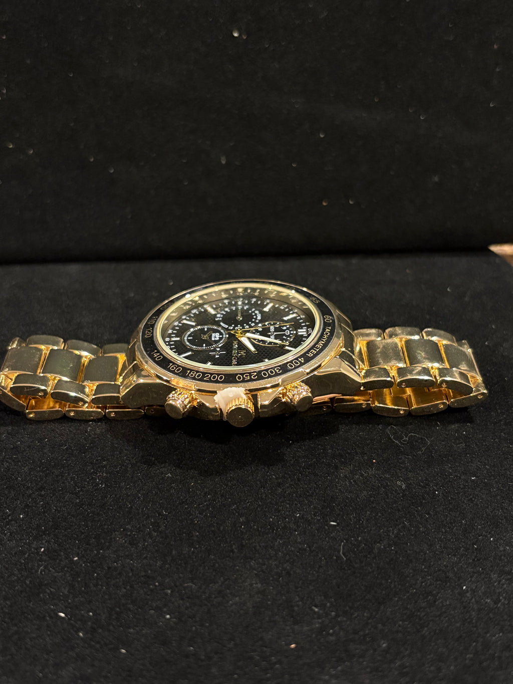 Golden Prestige: Men’s Montres Carlo Gold-Tone Tachymeter Watch (50mm)