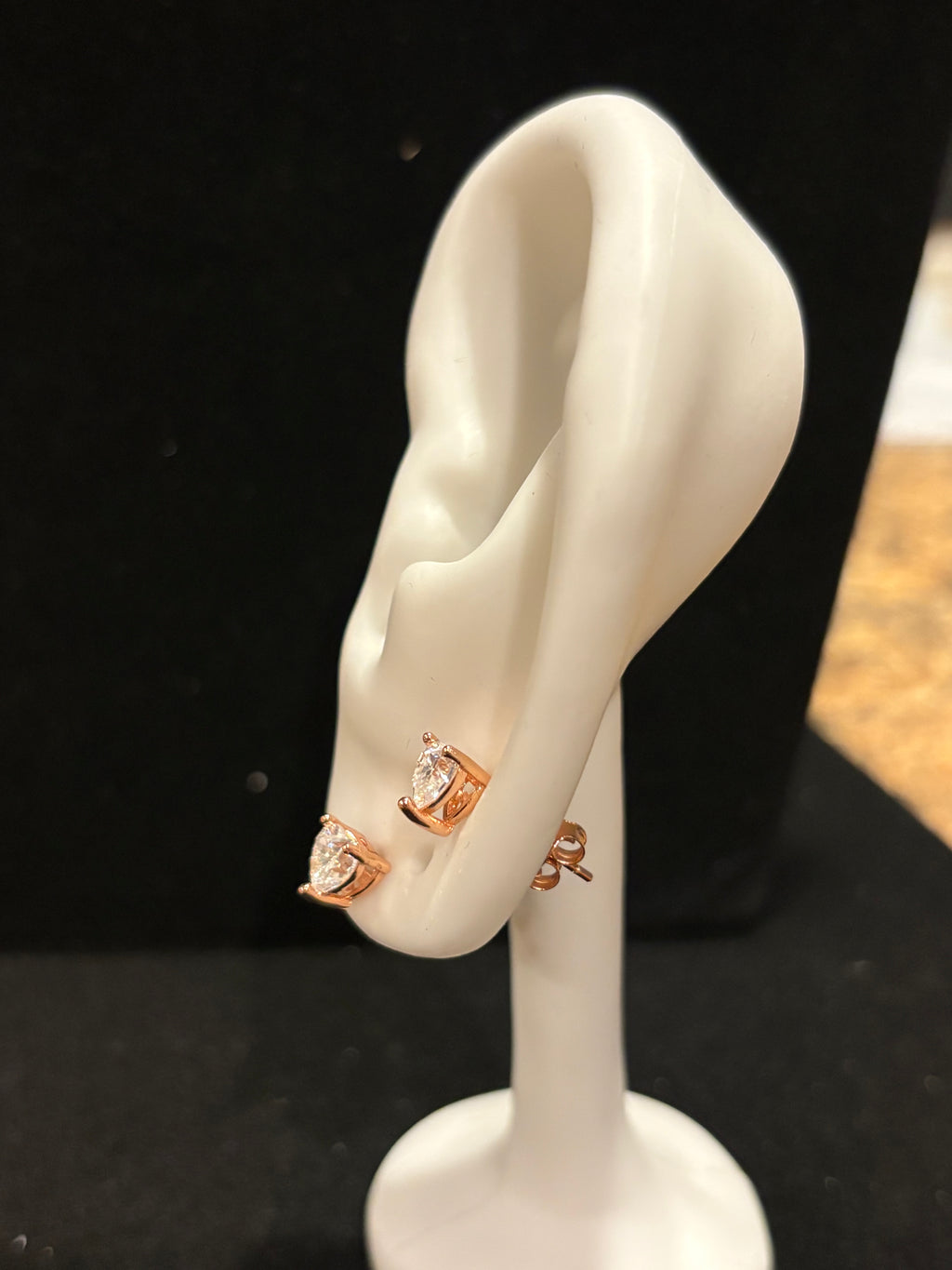 Heart-Cut Moissanite Stud Earrings in Rose Gold