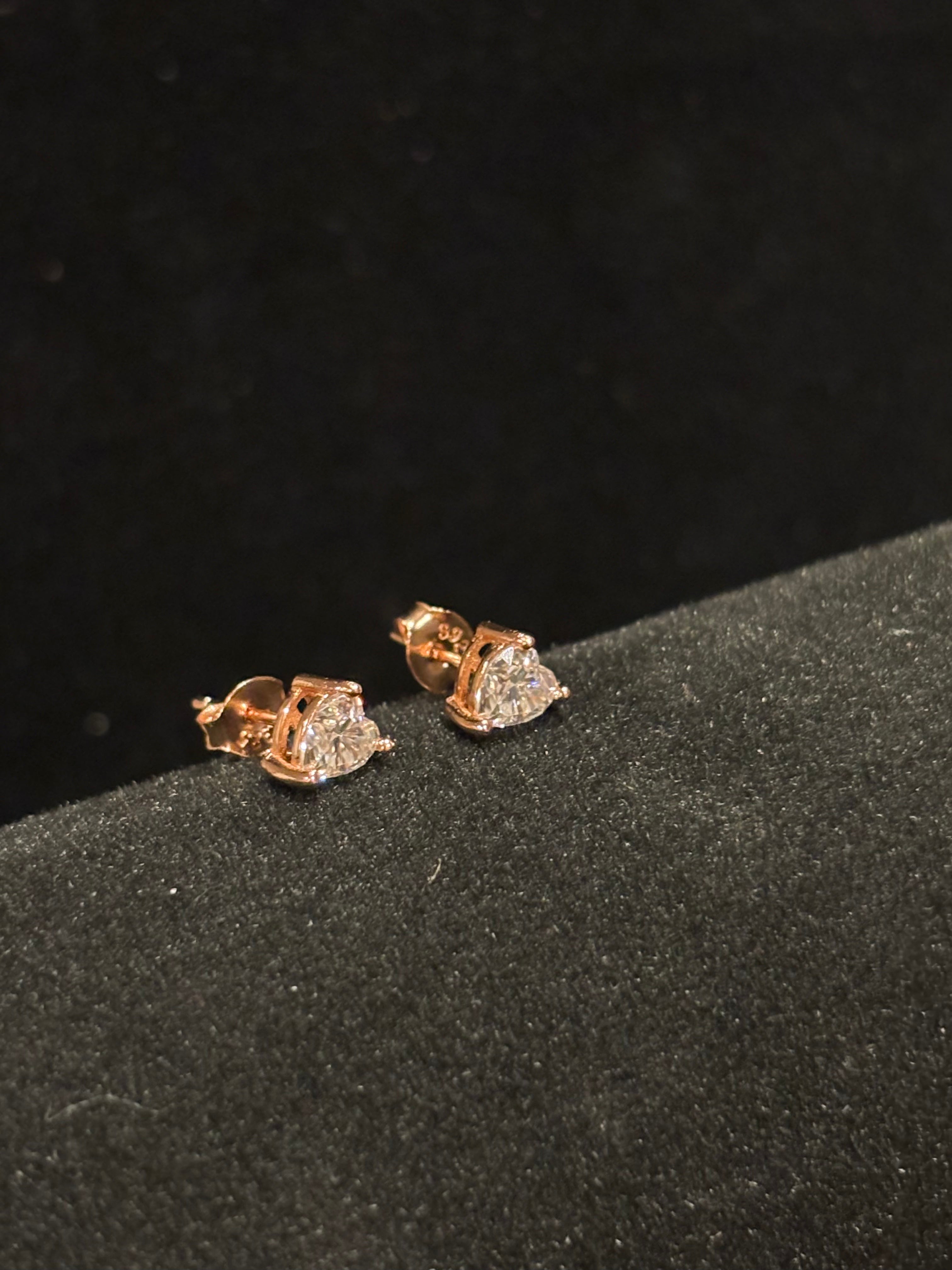 Heart-Cut Moissanite Stud Earrings in Rose Gold