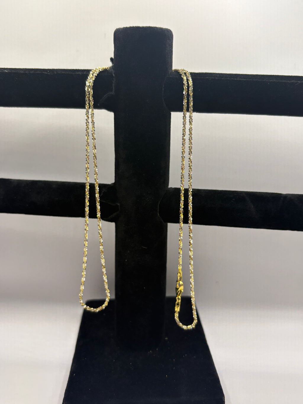 Twisted rock chain features a textured, spiral design crafted to reflect light from every angle