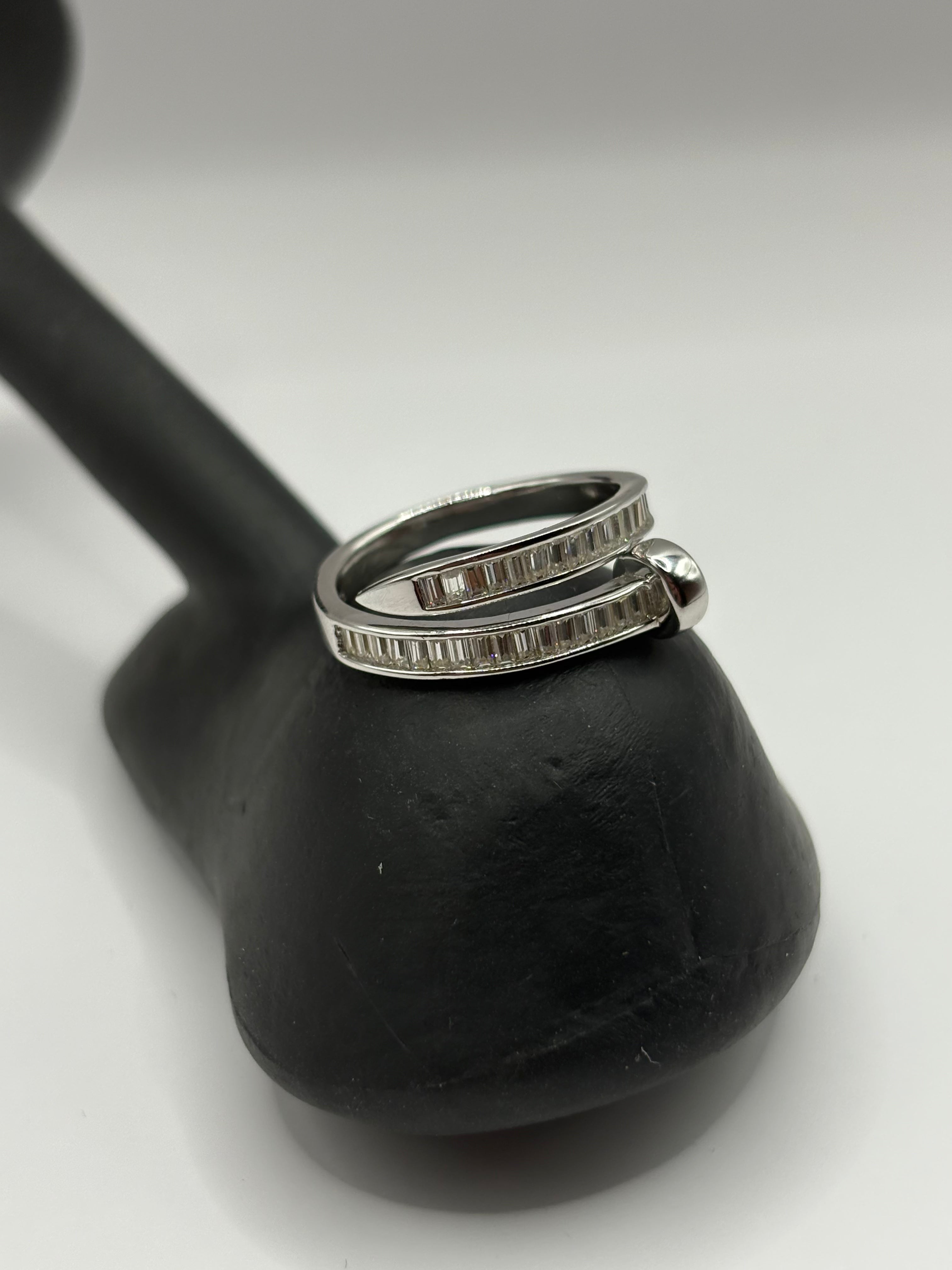 Baguette Moissanite Bypass Nail Ring